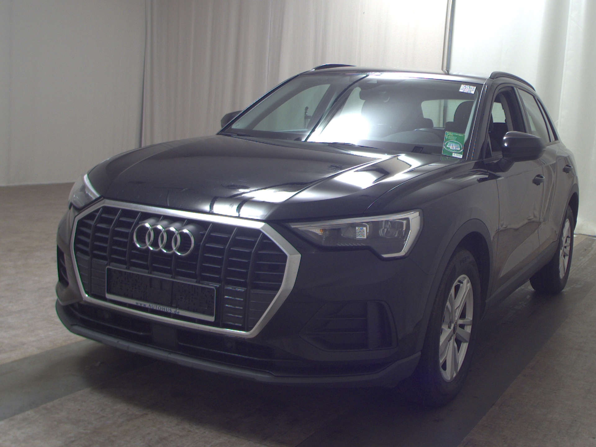 Audi Q3 35 TDI Navi+ LED vc PDC Shz 2
