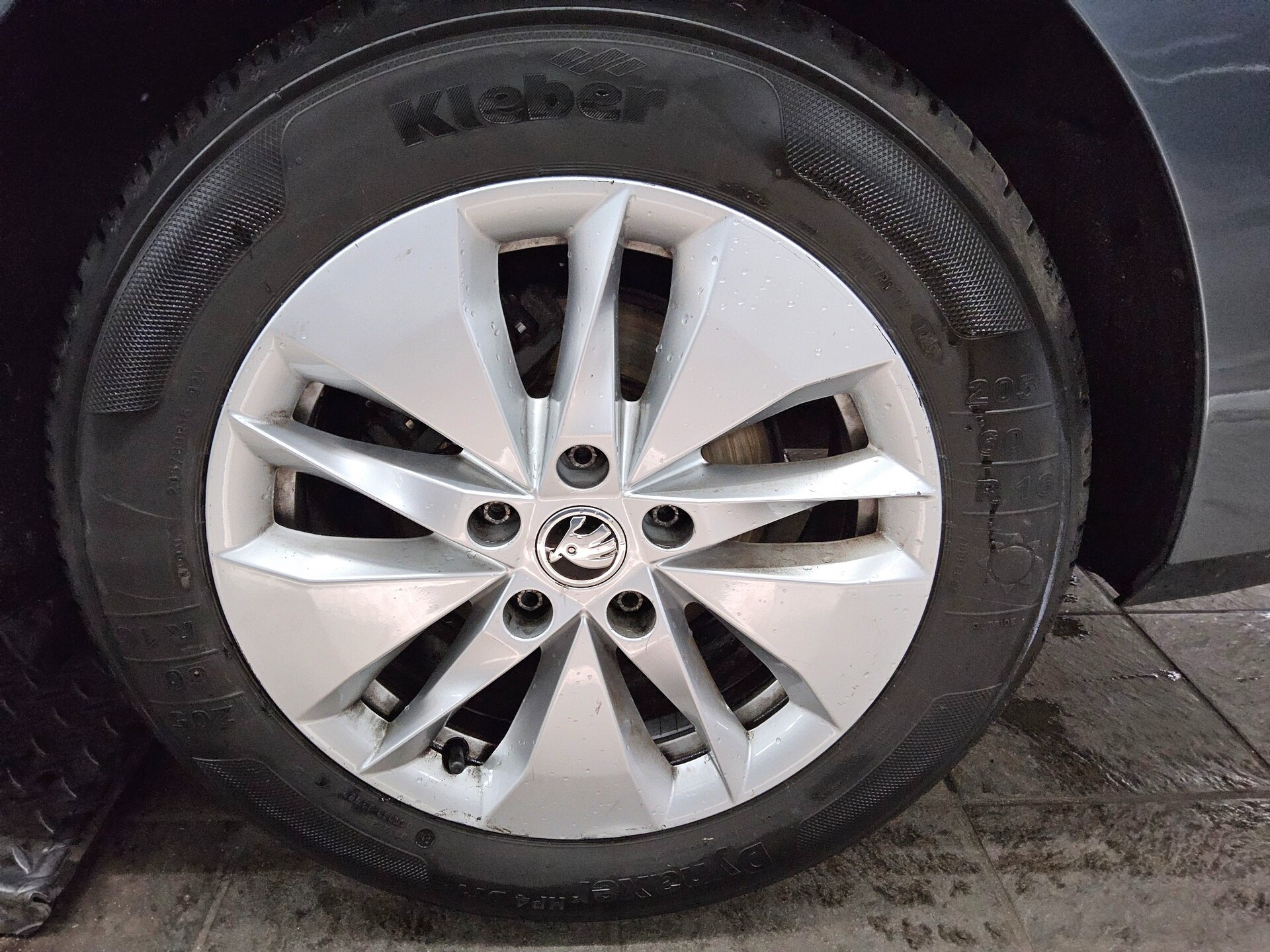 Skoda Octavia Kombi 2.0 TDI Ambition Navi LED vc PDC 11