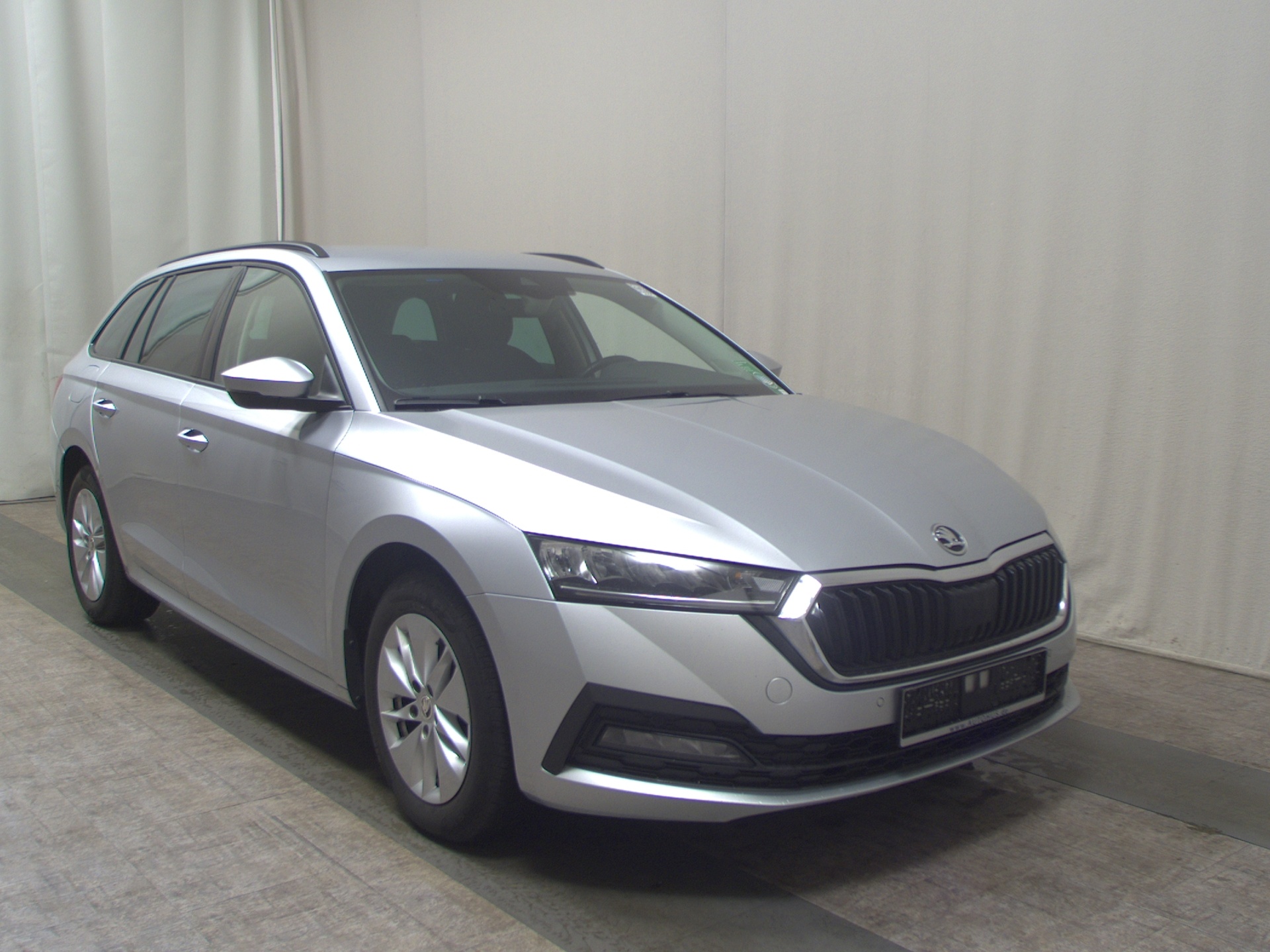 Skoda Octavia Kombi 2.0 TDI Ambition Navi LED vc AHK 3