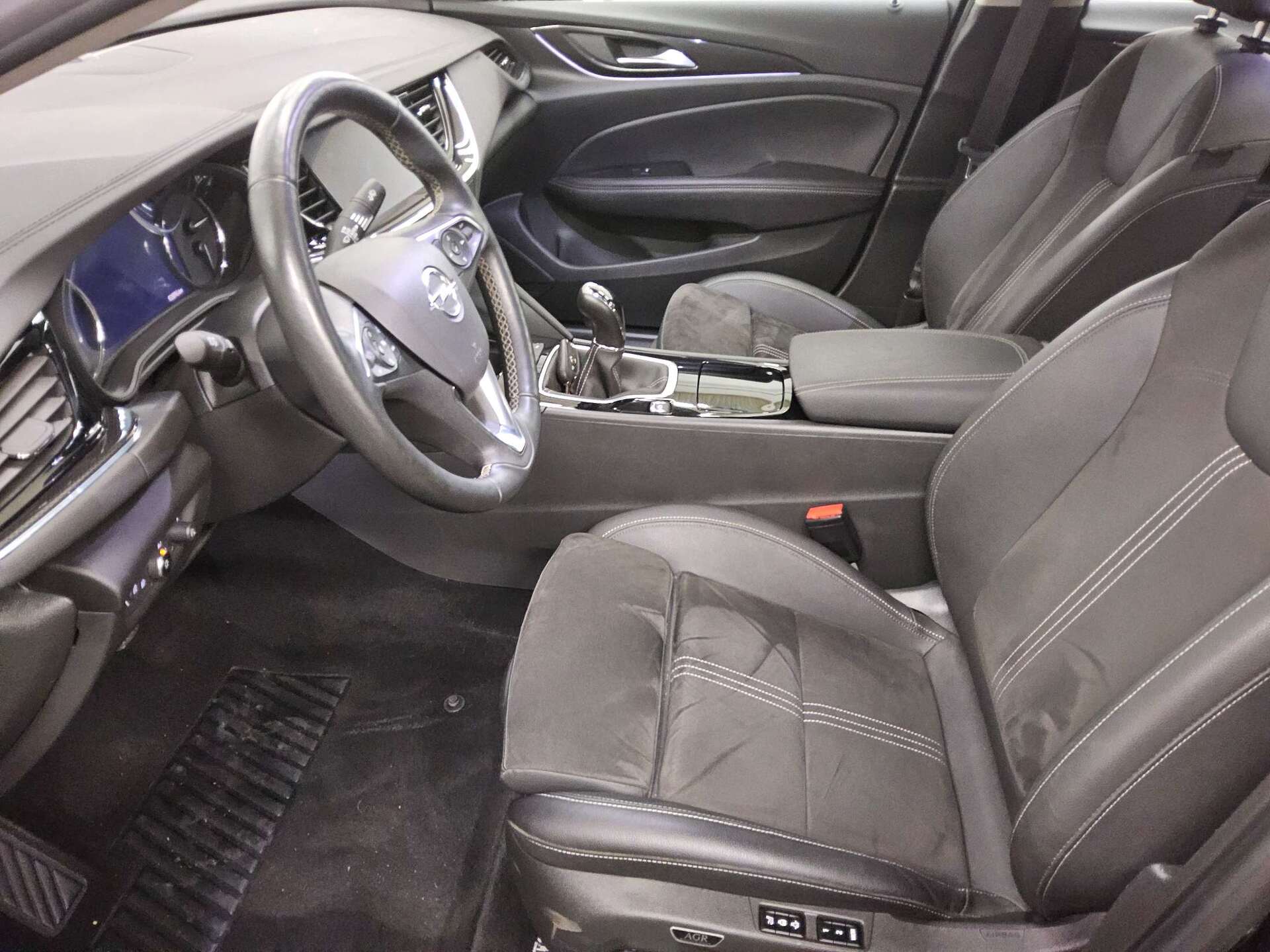 Opel Insignia GS 2.0 D Business Ed. T-Leder Navi LED 8