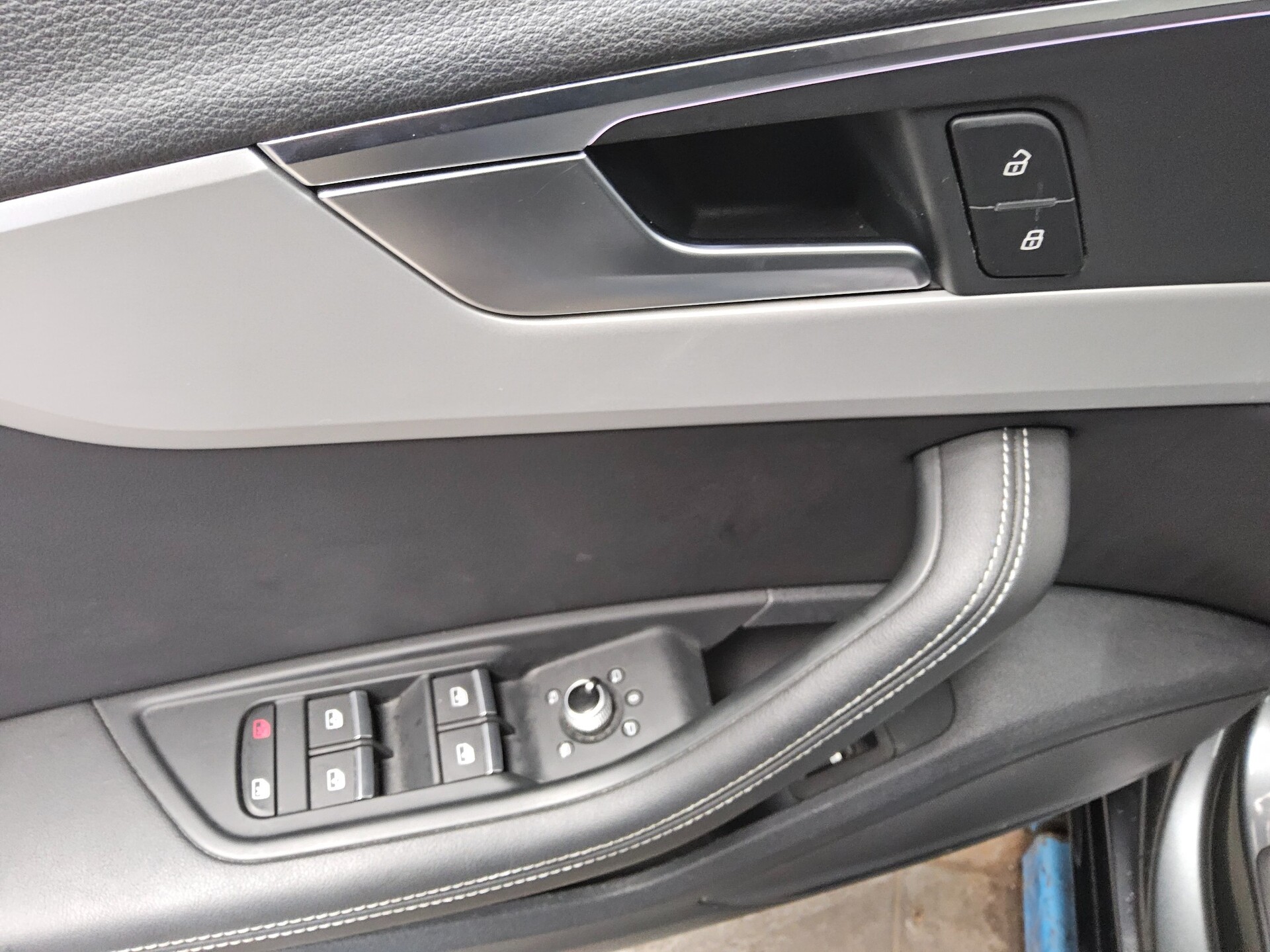 Audi A4 Avant 50 TDI Qu. S-Line Leder Navi LED 9