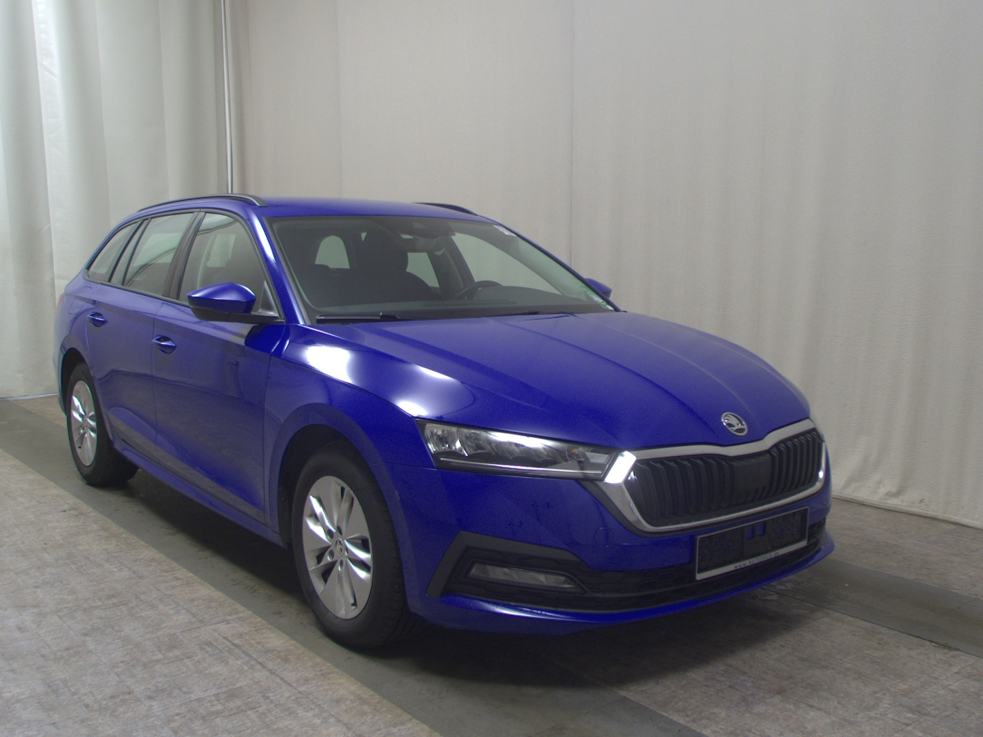 Skoda Octavia Kombi 2.0 TDI Ambition DCC Navi vc LED 3