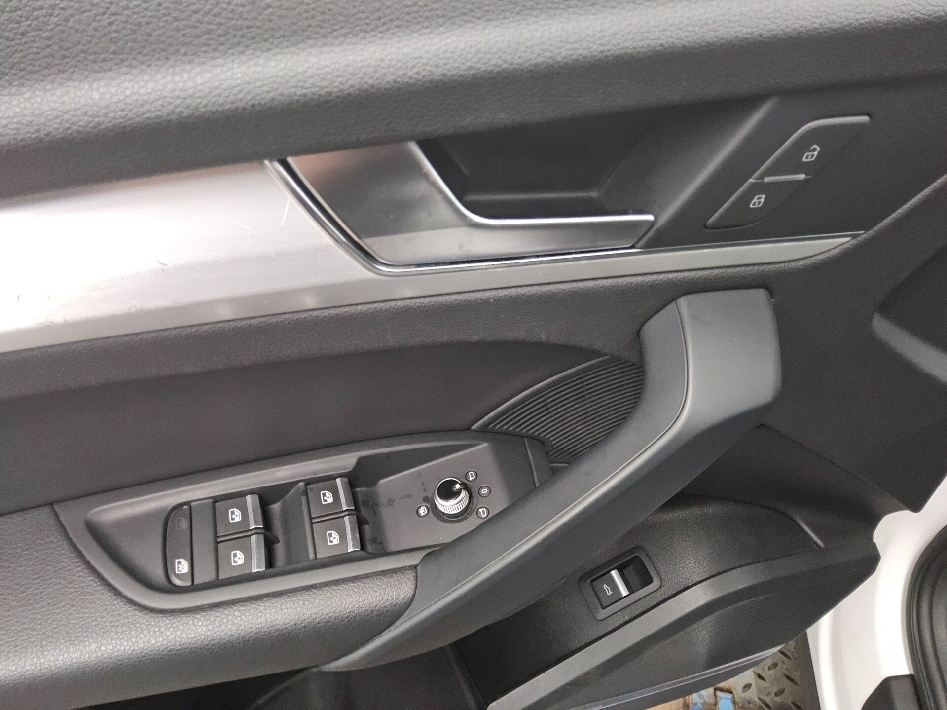 Audi Q5 40 TDI Qu. S-Line T-Leder Navi+ vc B&O Xenon 9