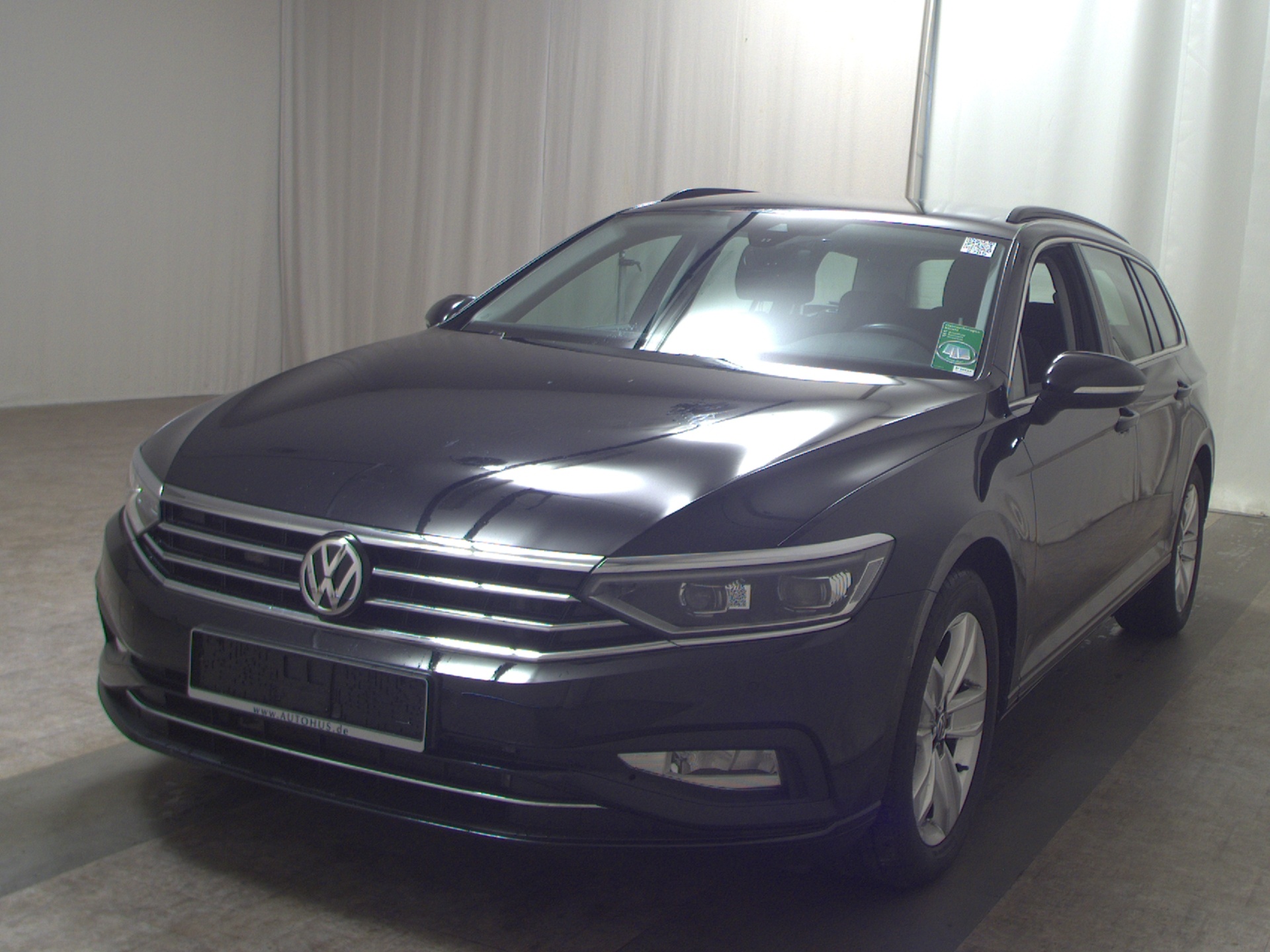 Volkswagen Passat Var. 2.0 TDI Business Navi Matrix AID RFK 2