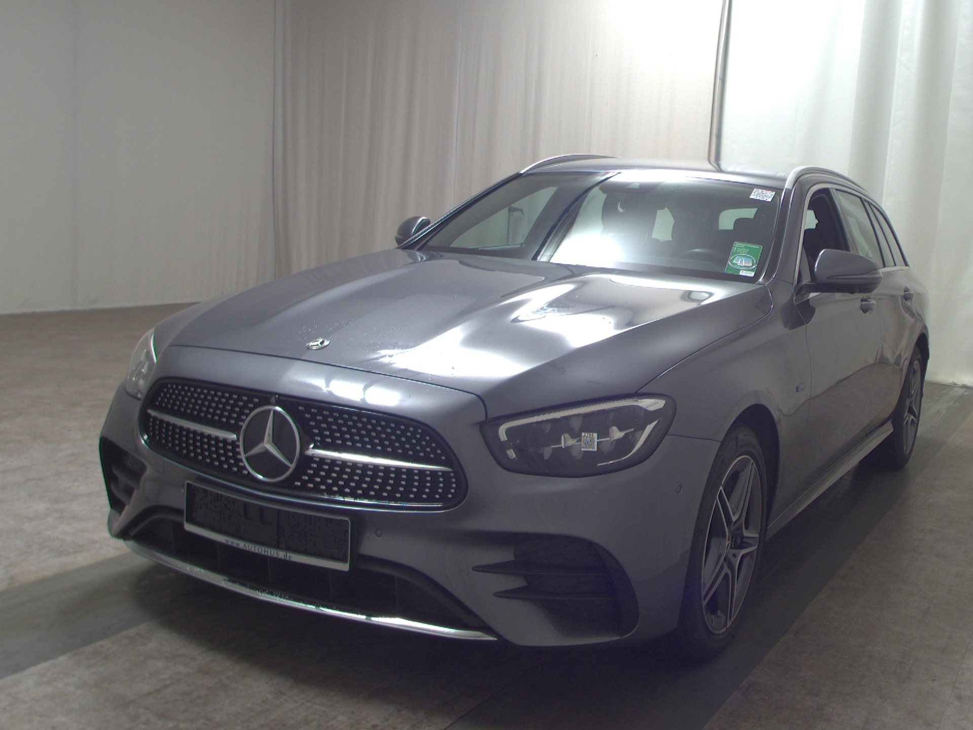 Mercedes-Benz E 300 T de AMG-Line Leder MBUX Widesc. 360° AHK 2