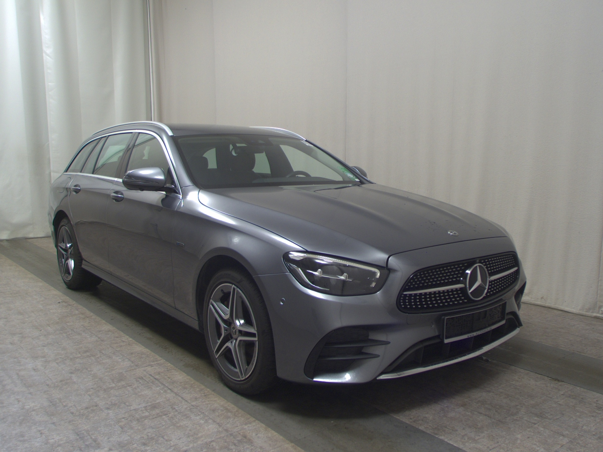 Mercedes-Benz E 300 T de AMG-Line Leder MBUX Widesc. 360° AHK 3