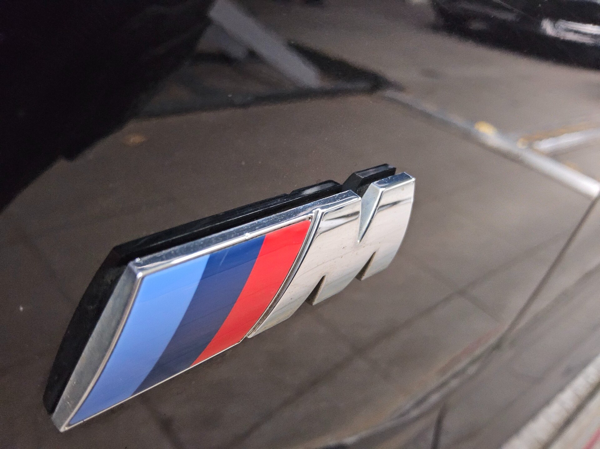 BMW 520dA Touring M-Sport Navi LC Pro HuD Pano HiFi 12