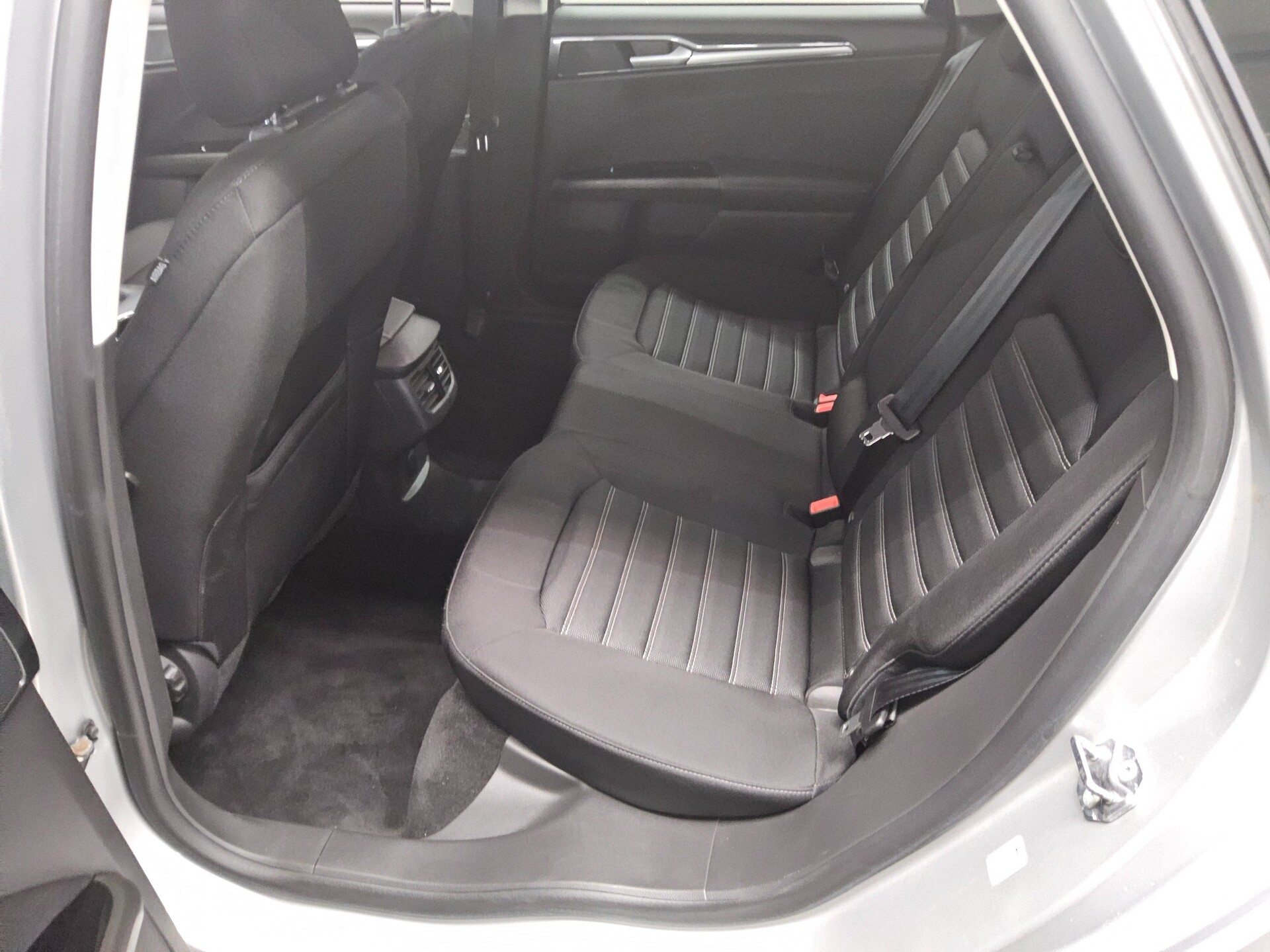 Ford Mondeo Turnier 2.0 EB Trend Navi Shz Tempomat 12