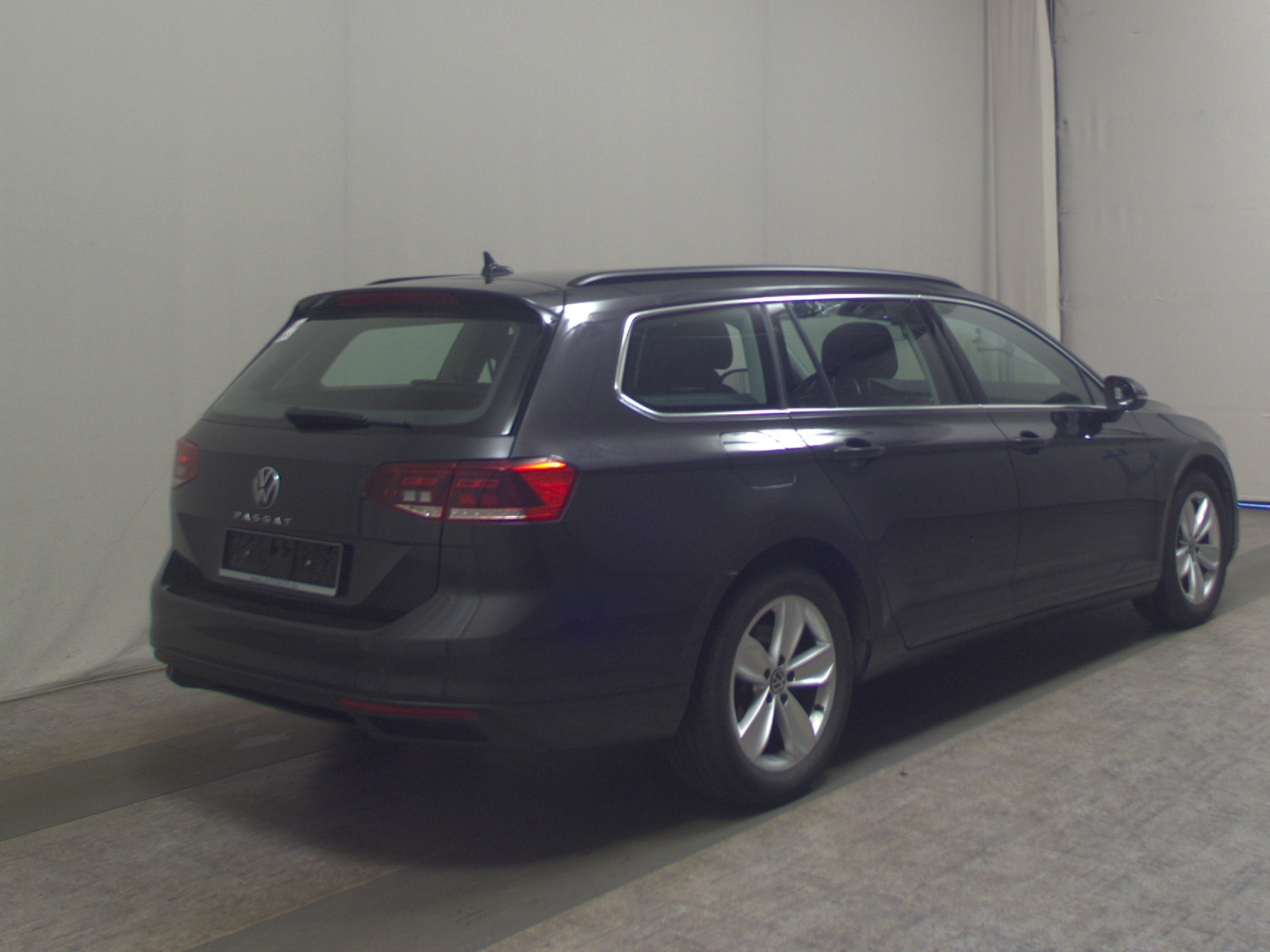 Volkswagen Passat Var. 2.0 TDI Business Navi LED ACC RfK 4
