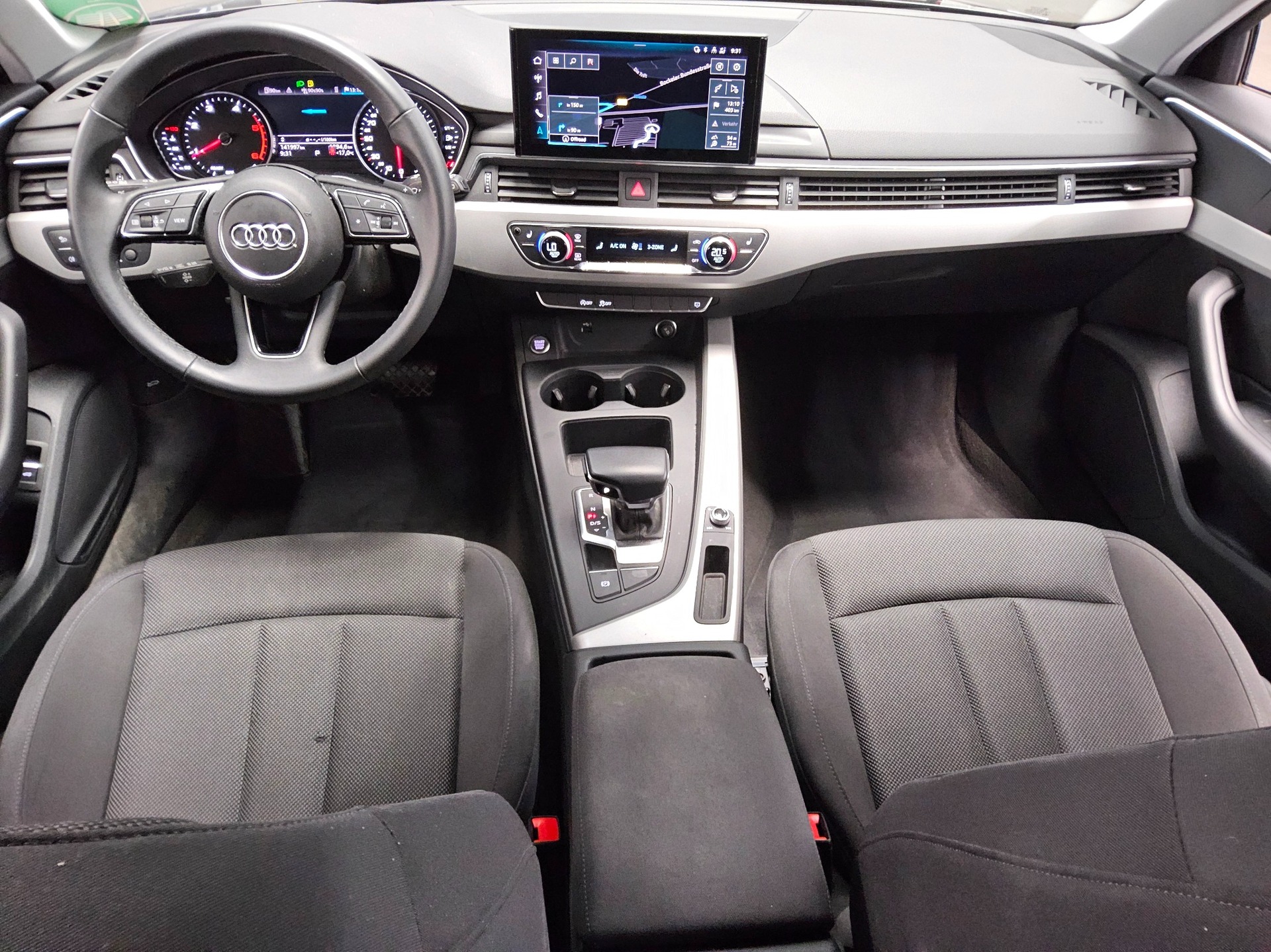 Audi A4 Avant 35 TDI advanced Navi+ Matrix PDC Shz 5