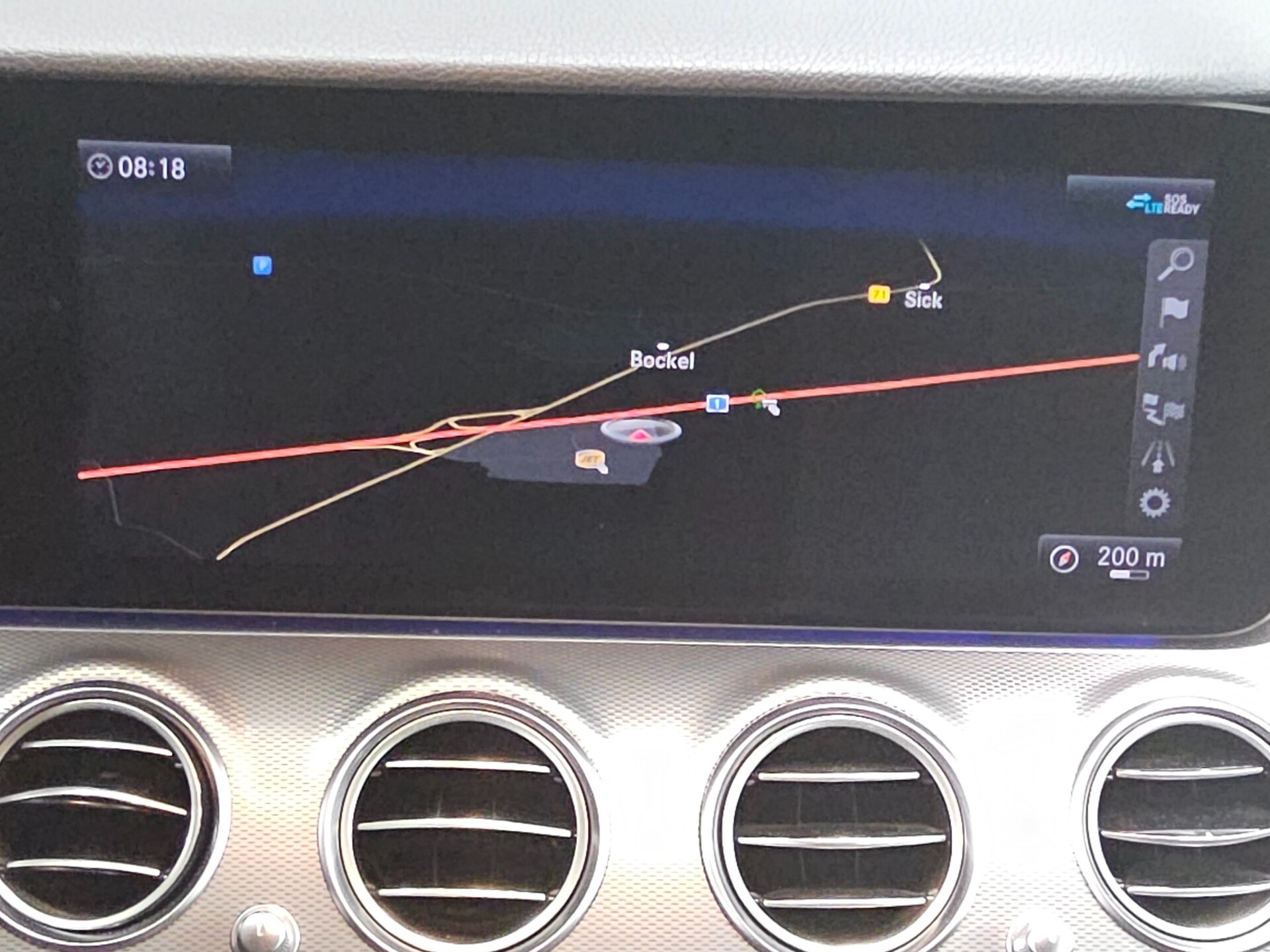 Mercedes-Benz E 220 d Avantgarde Navi LED AHK Distronic+ RfK 7