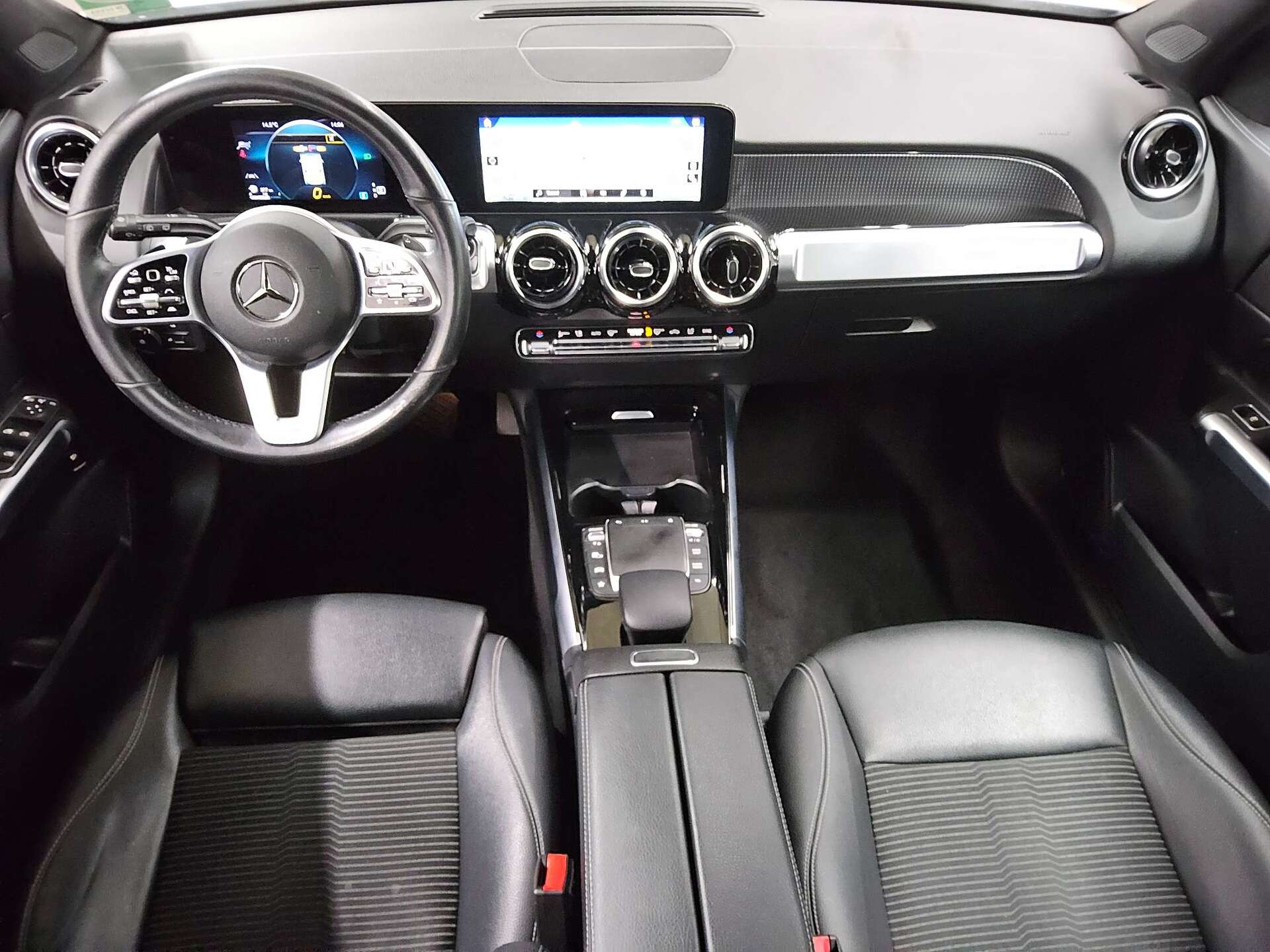 Mercedes-Benz GLB 200 d Progressive Navi AHK RfK LED Distr.+ 5