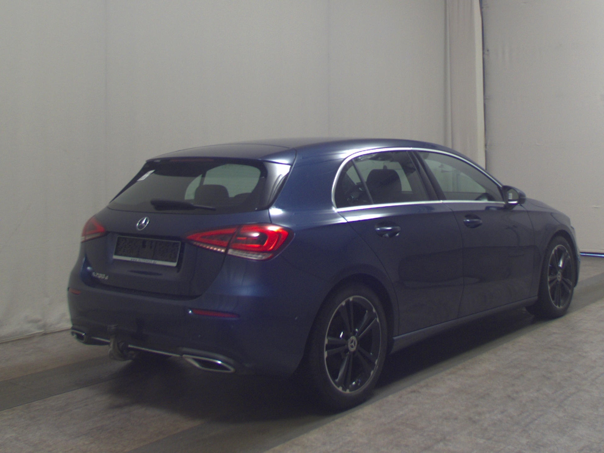 Mercedes-Benz A 200 d Progressive T-Leder AHK Navi LED RFK 4