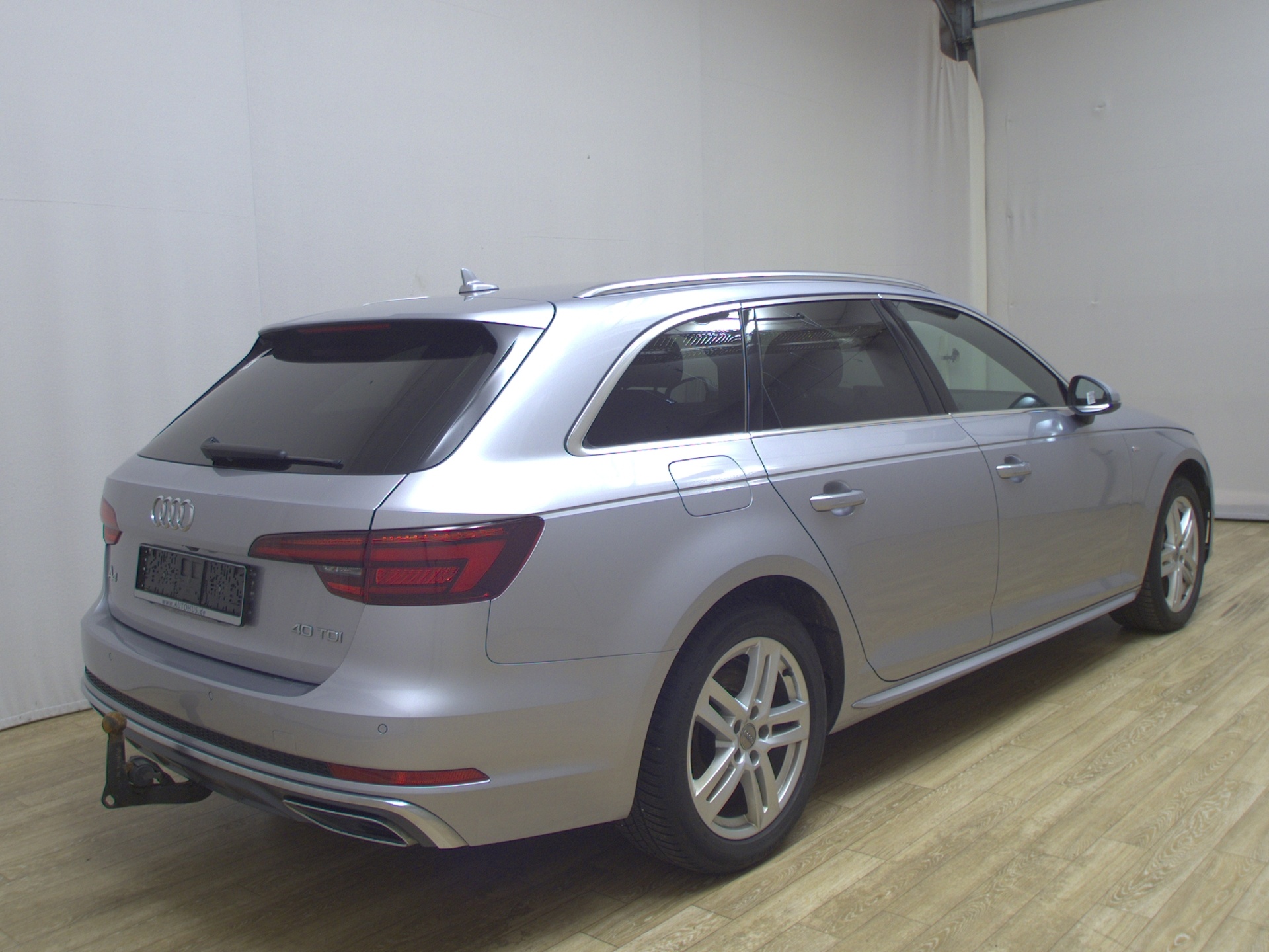 Audi A4 Avant 40 TDI S-Line Navi LED vc HuD Pano RFK 4