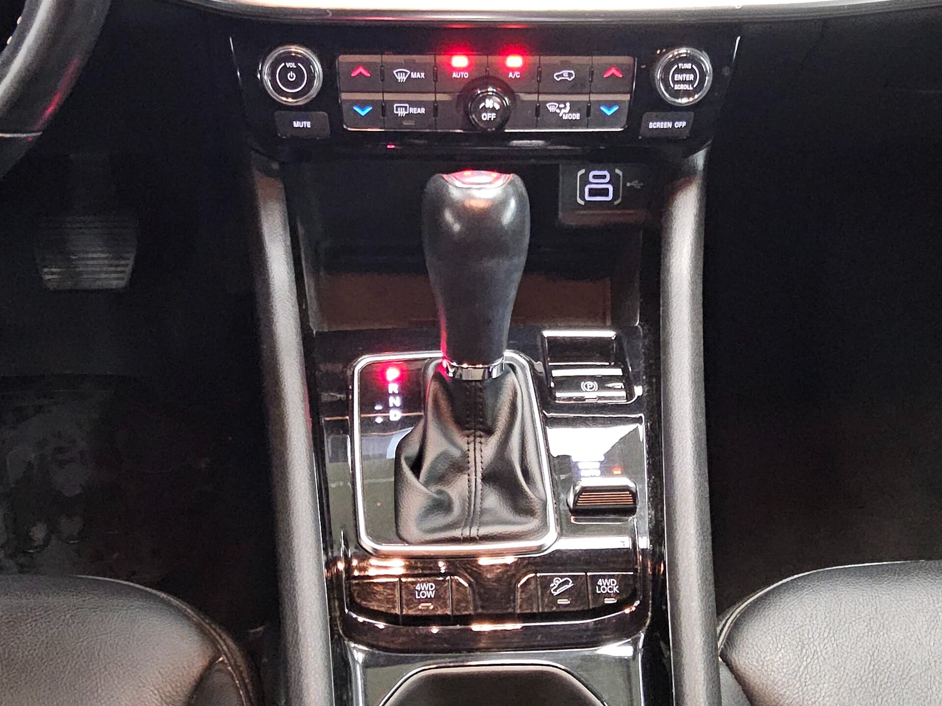 Jeep Compass 1.3 Plug-In Hybrid S Leder Navi LED RfK 6