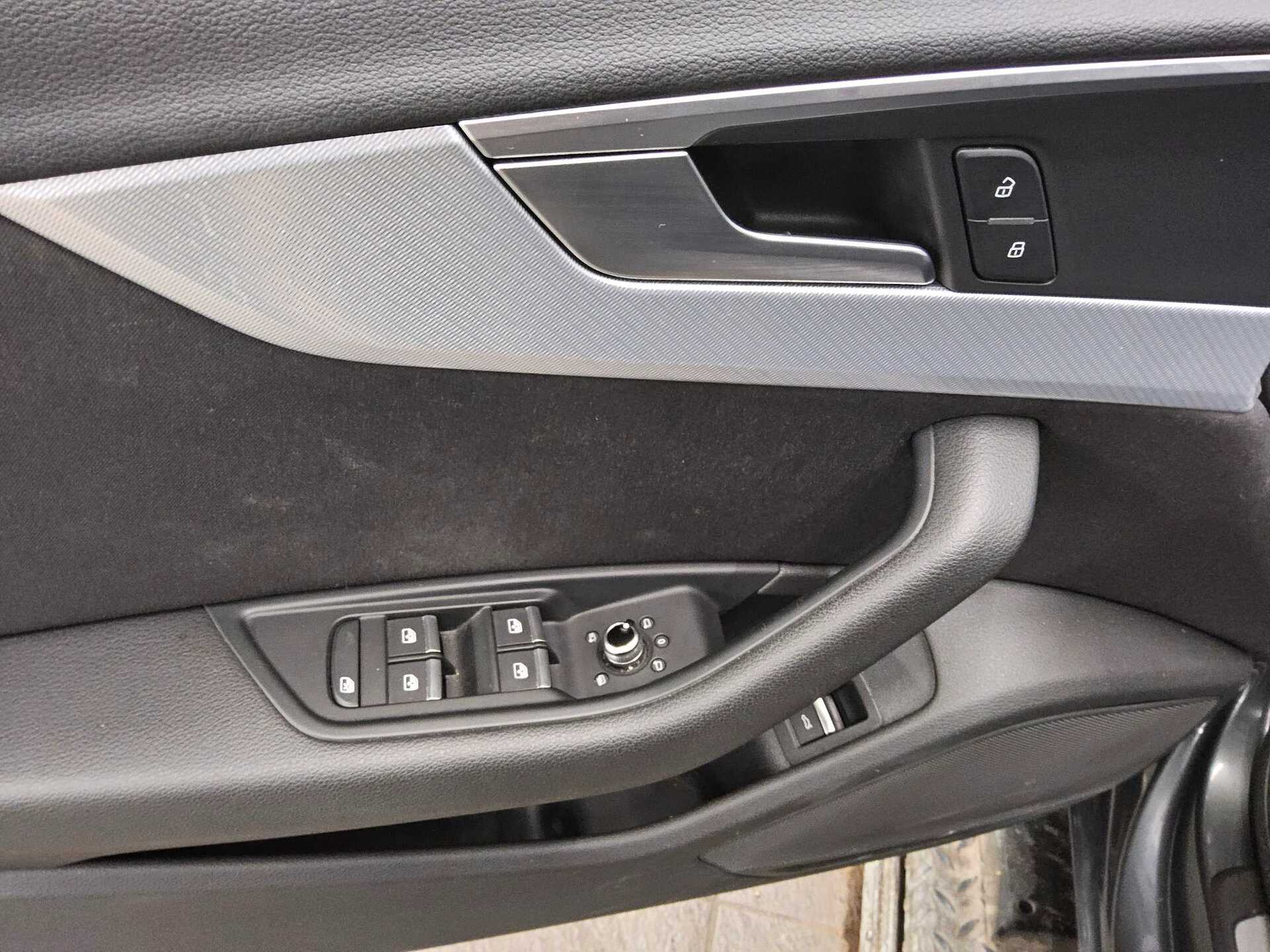 Audi A4 Avant 40 TDI Qu. design Navi LED vc Sound 10