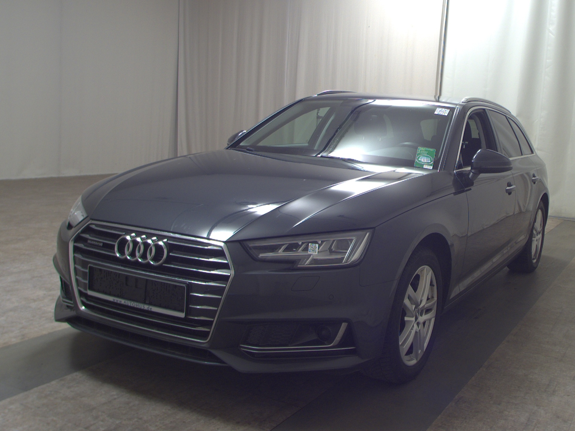 Audi A4 Avant 40 TDI Qu. design Navi LED vc Sound 2