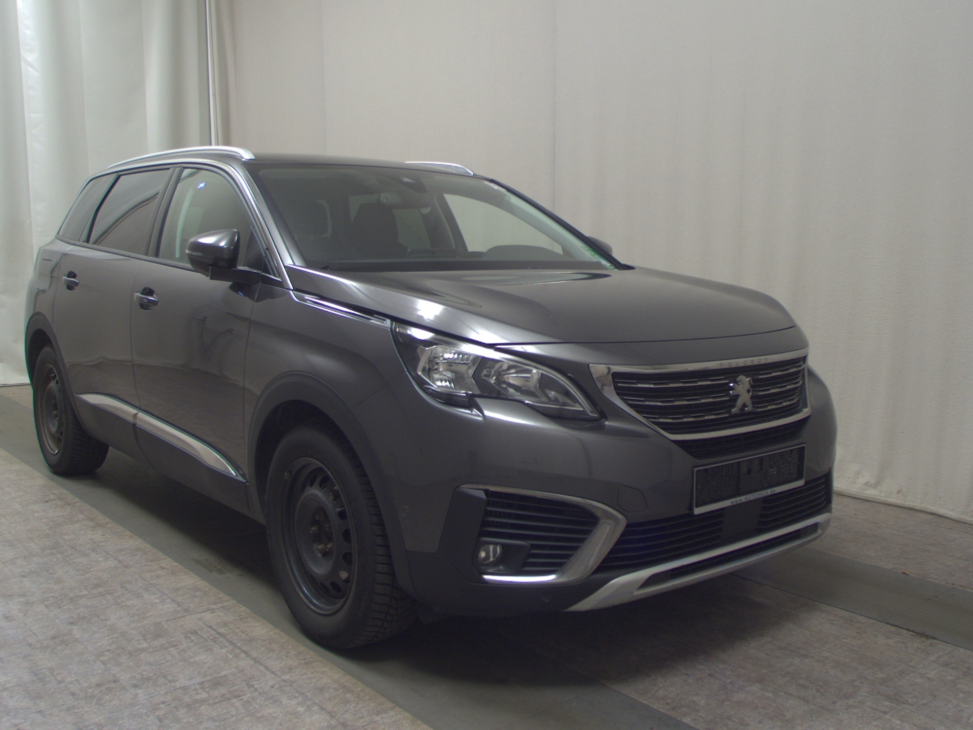 Peugeot 5008 1.5 BlueHDi 130 Allure 7-Sitzer AHK LED 3