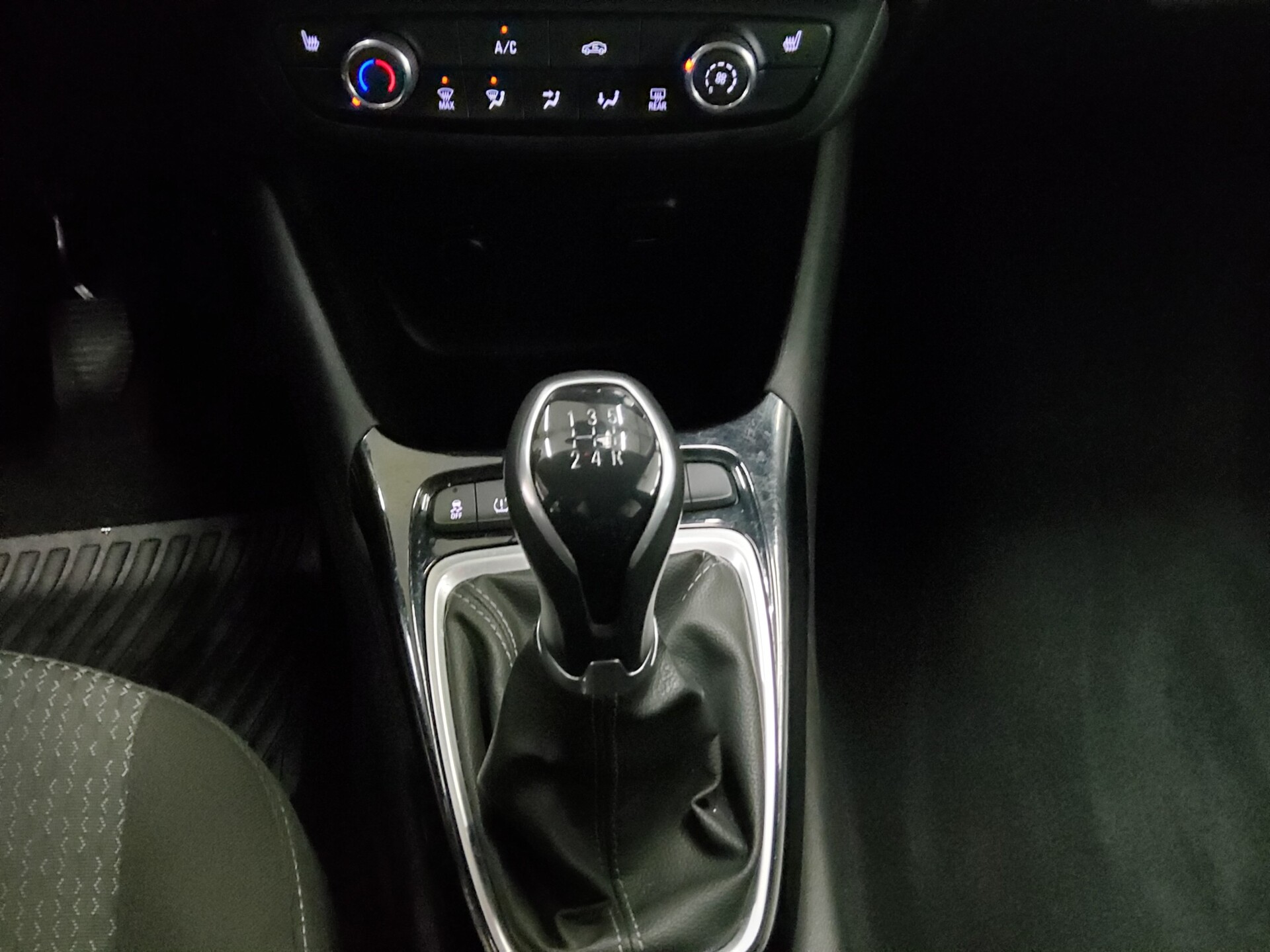 Opel Crossland X 1.2 PDC Shz BT Klima Tempomat 6