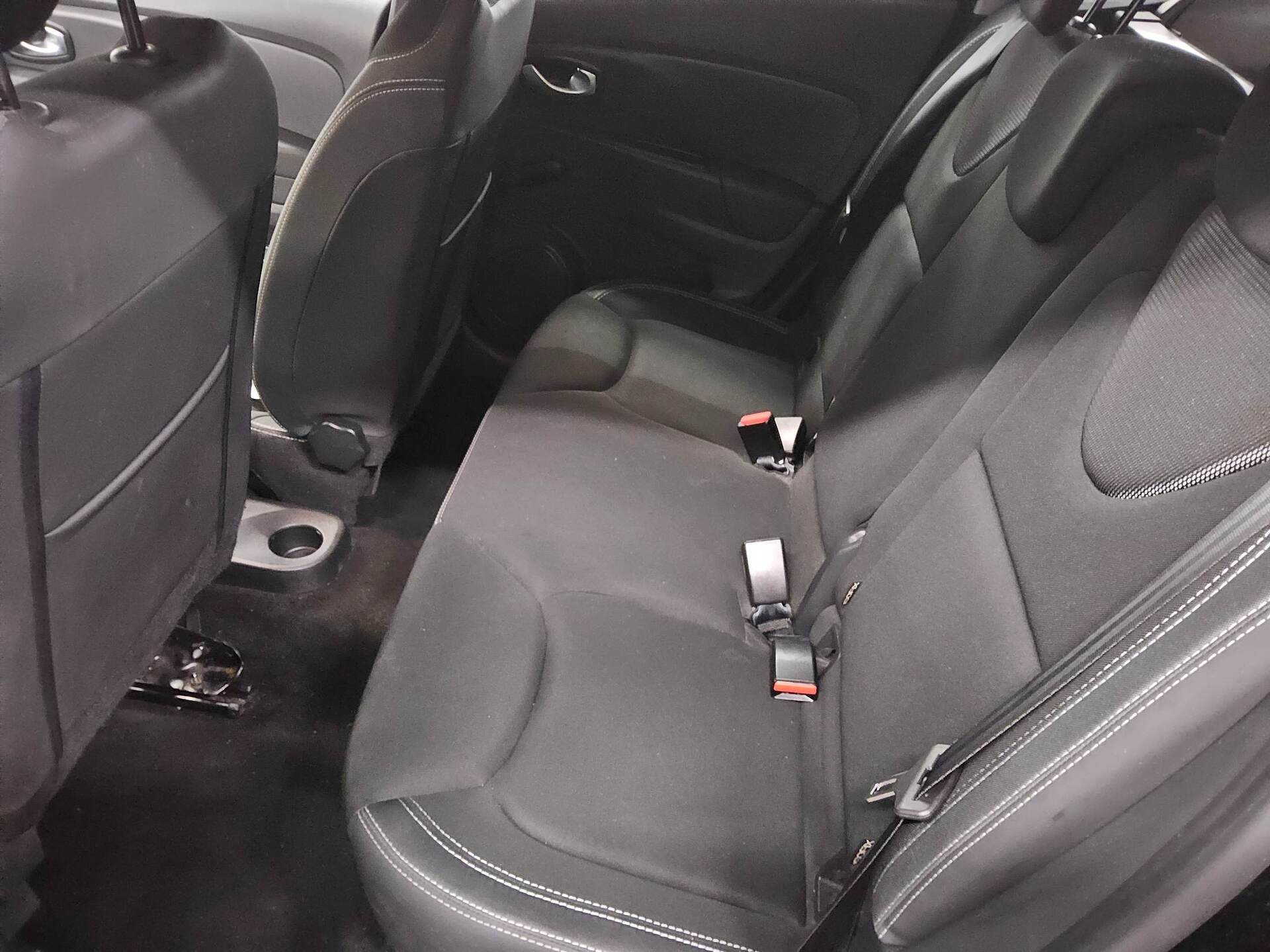 Renault Clio Grandtour 0.9 TCe Navi PDC Shz BT Tempomat 13