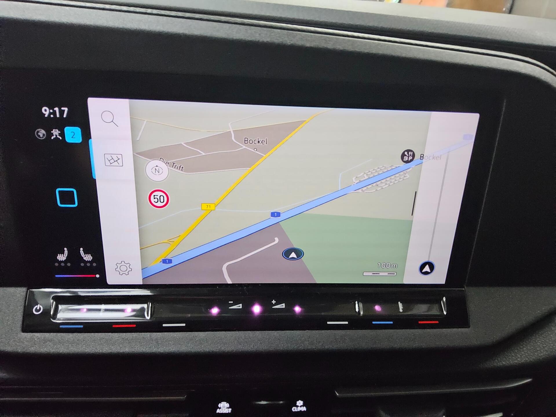 Volkswagen Caddy Maxi 2.0 TDI Life Navi LED ACC Shz PDC 7