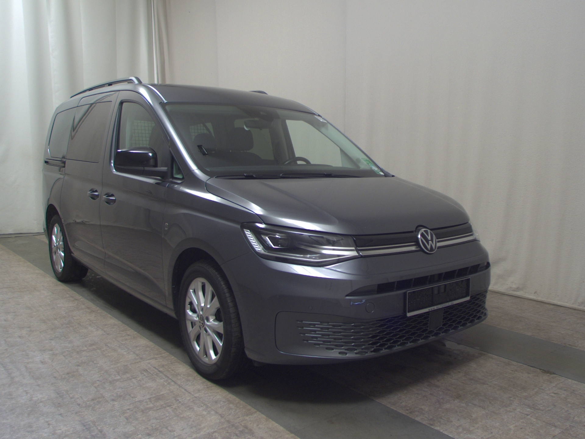 Volkswagen Caddy Maxi 2.0 TDI Life Navi LED ACC Shz PDC 3