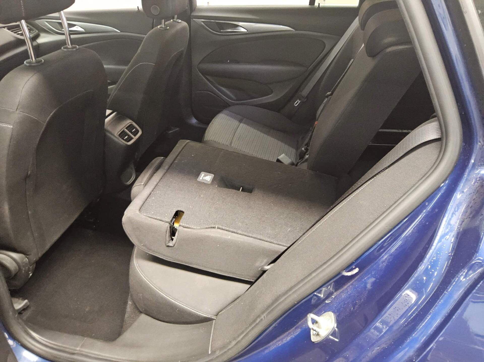 Opel Insignia ST 1.5 D Business Ed. Navi LED PDC 13