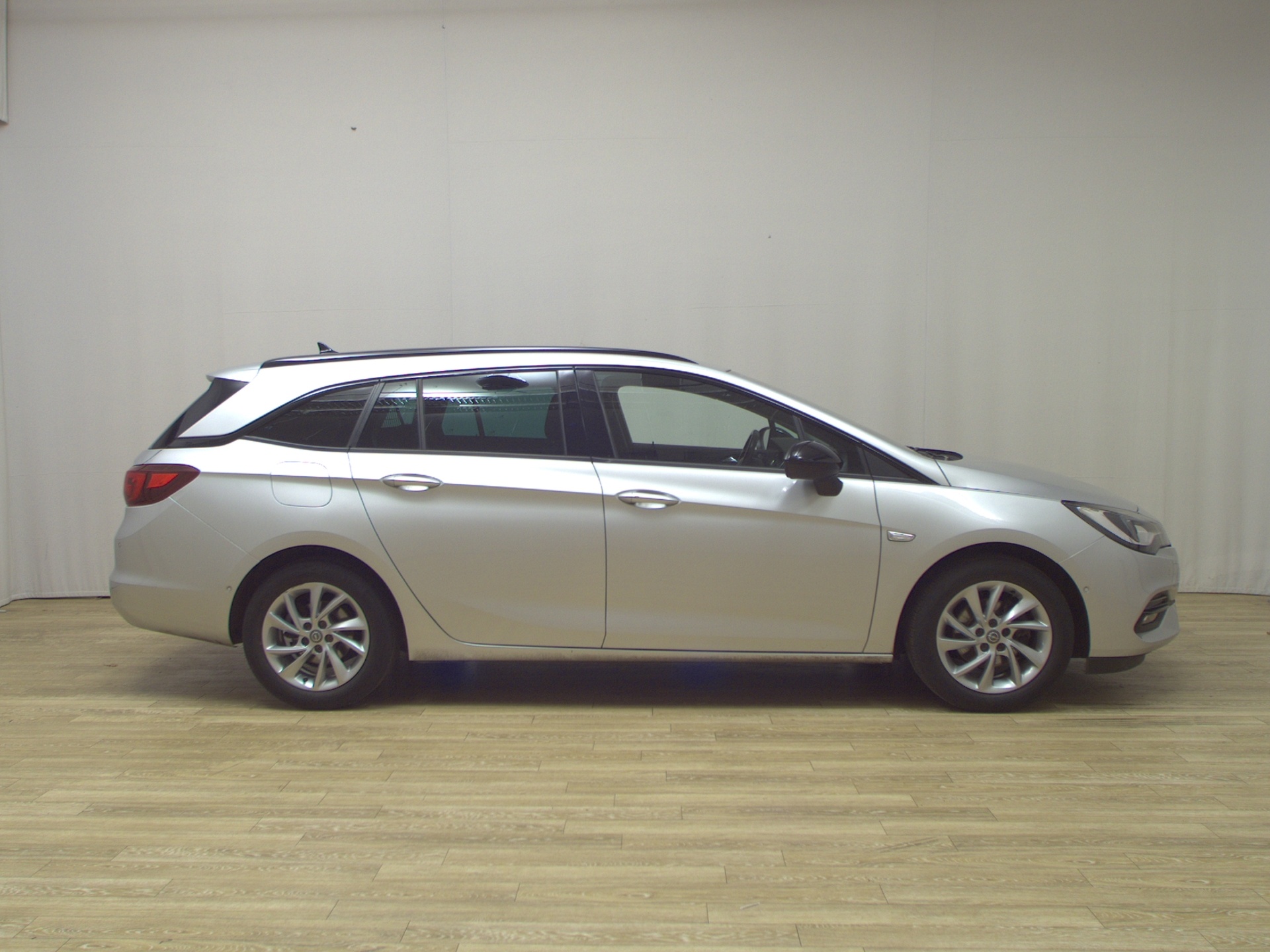 Opel Astra ST 1.5 D Business Ed. Navi BOSE GSD AHK