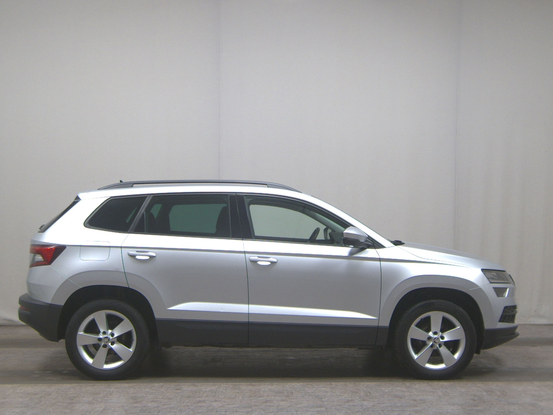 Skoda Karoq 2.0 TDI Ambition Navi LED ACC PDC