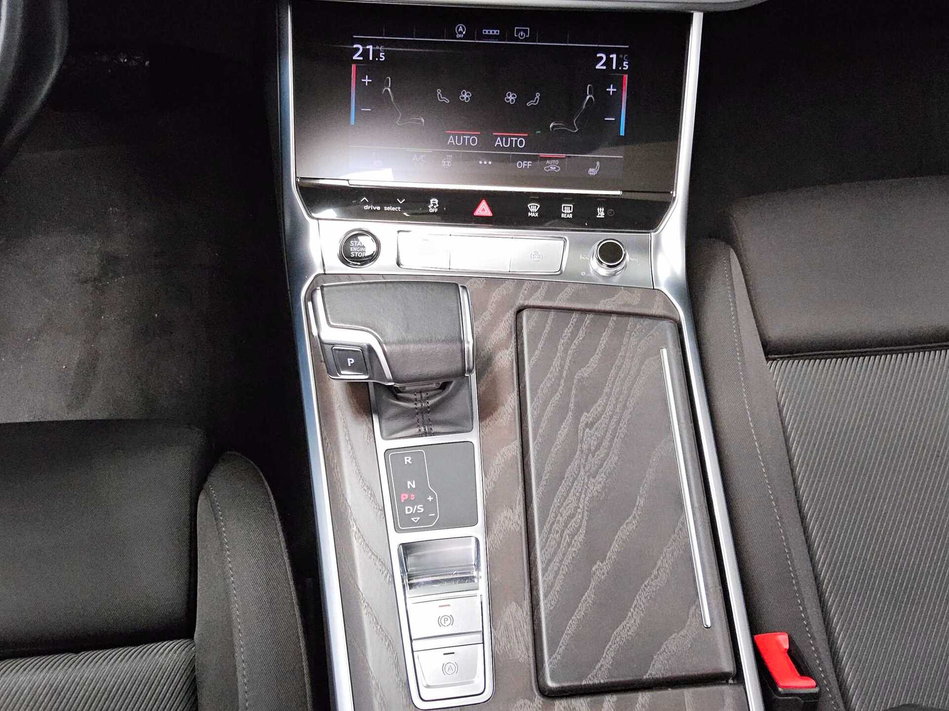 Audi A6 Avant 45 TDI Qu. sport Pano vc Sound StandHzg 6