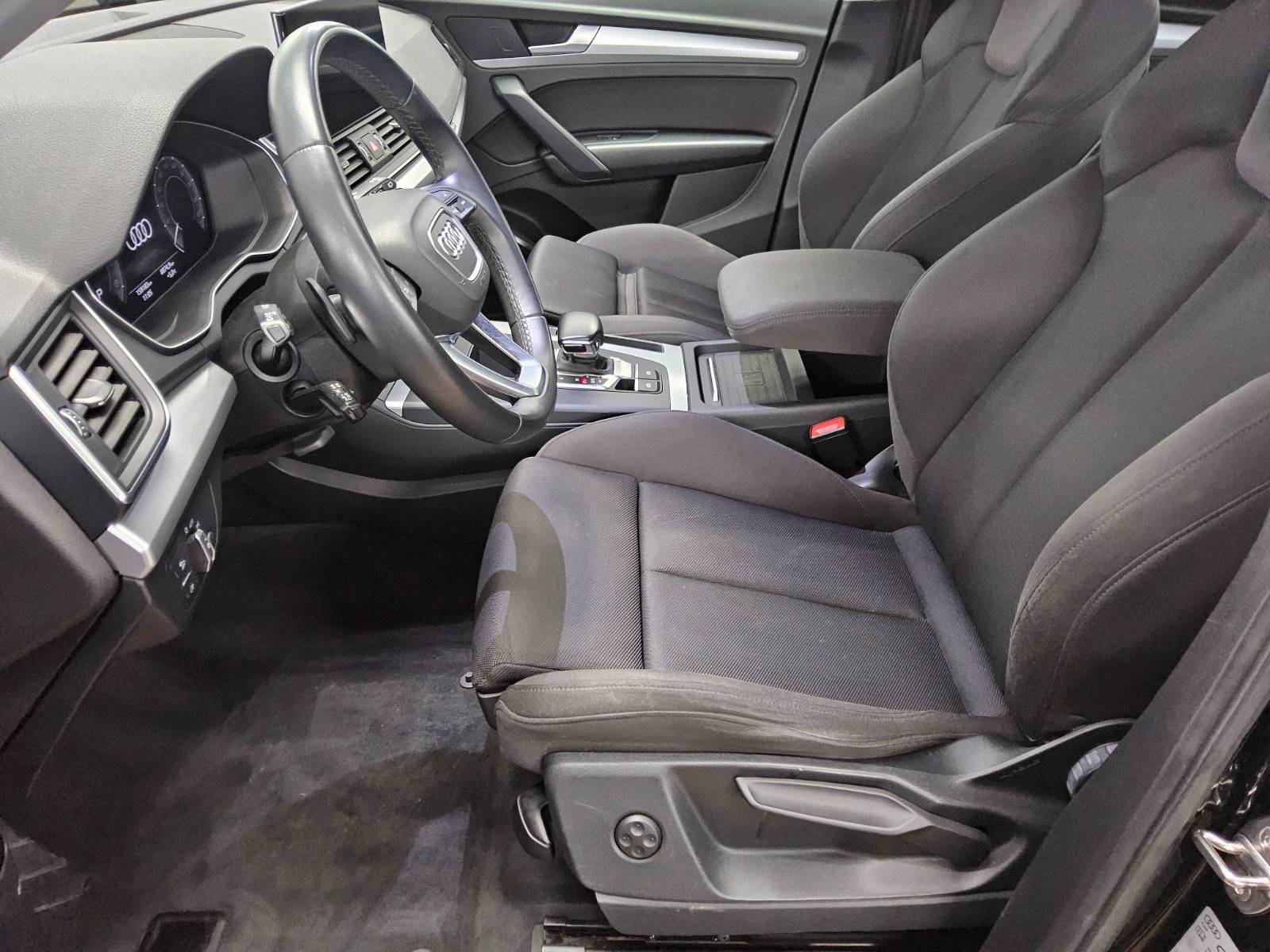 Audi Q5 50 TFSI e Qu. advanced Navi LED virtual ACC 9