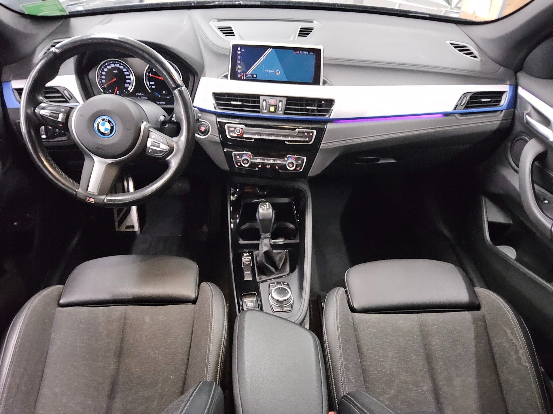 BMW X1 xDrive25e M-Sport T-Leder Navi LED AHK 5