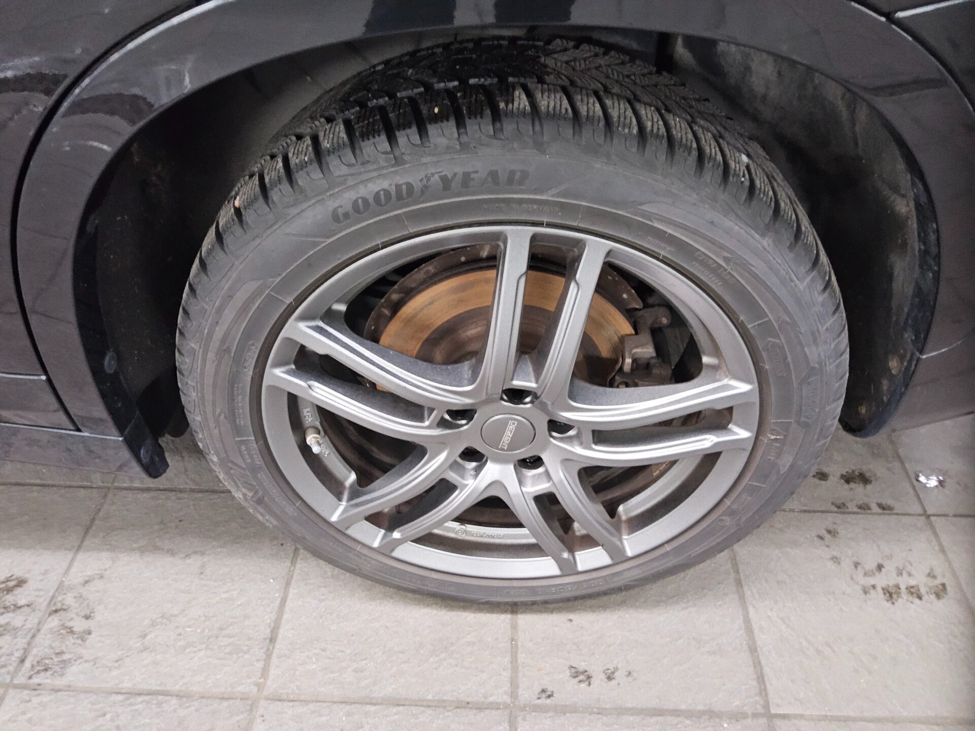 BMW X1 xDrive25e M-Sport T-Leder Navi LED AHK 10