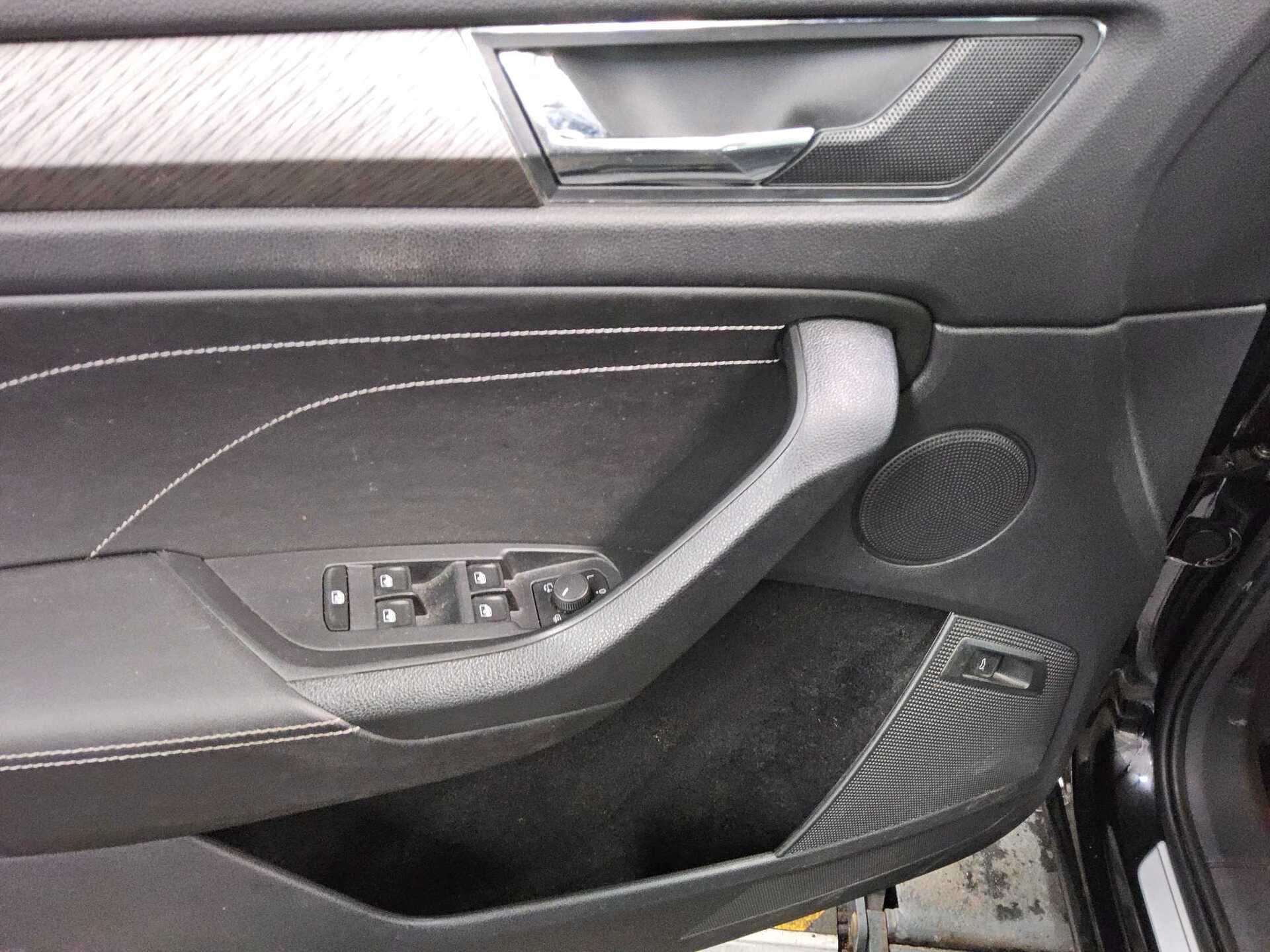 Skoda Kodiaq 2.0 TDI Style T-Leder Navi LED vc ACC PDC 10