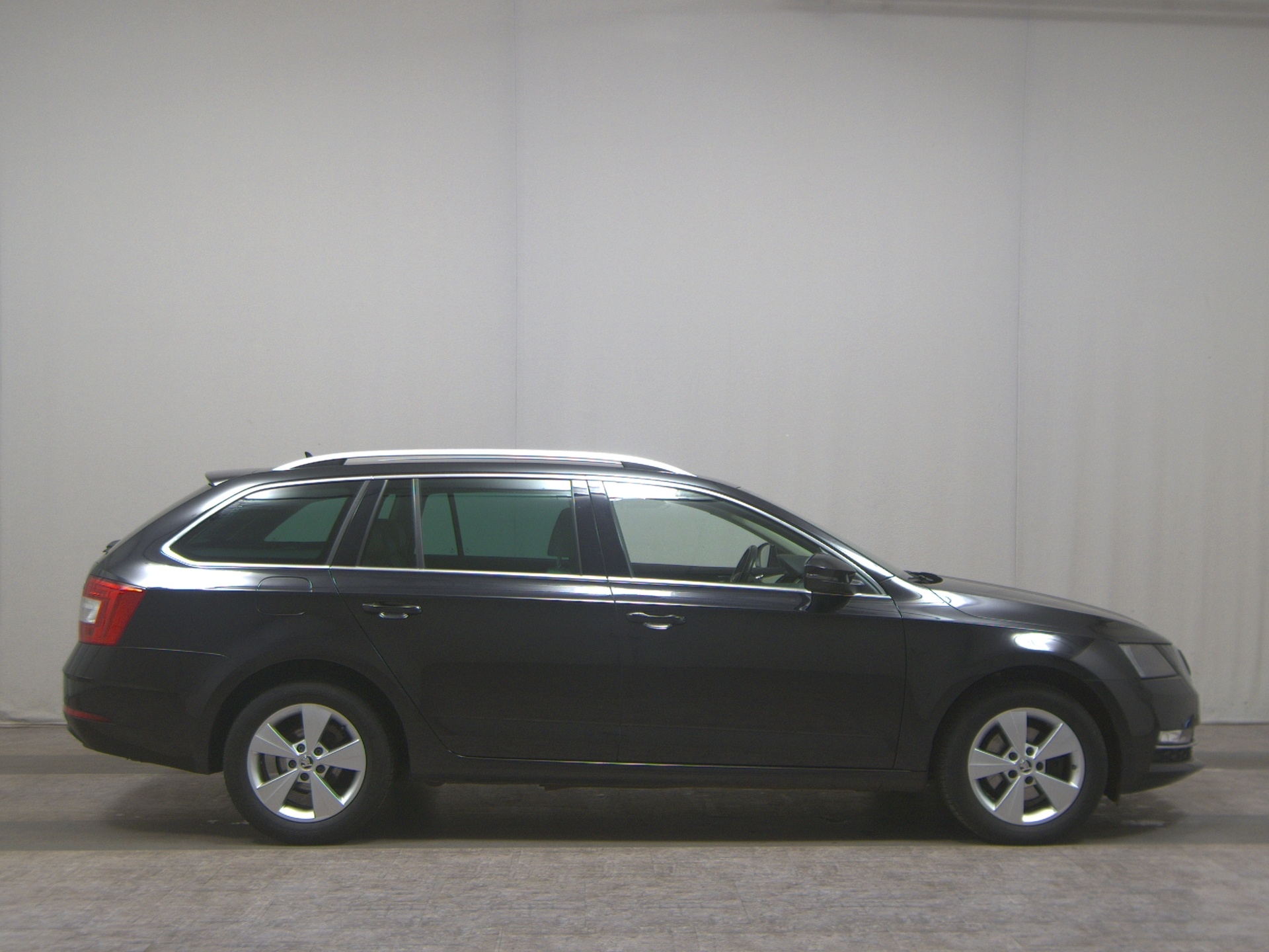 Skoda Octavia Kombi 2.0 TDI Style T-Leder Navi ACC PDC