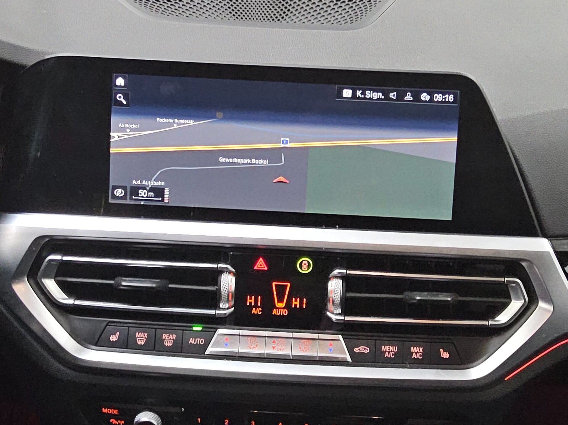 BMW 320dA Sport-Line T-Leder Navi LC prof. HuD LED+ 7