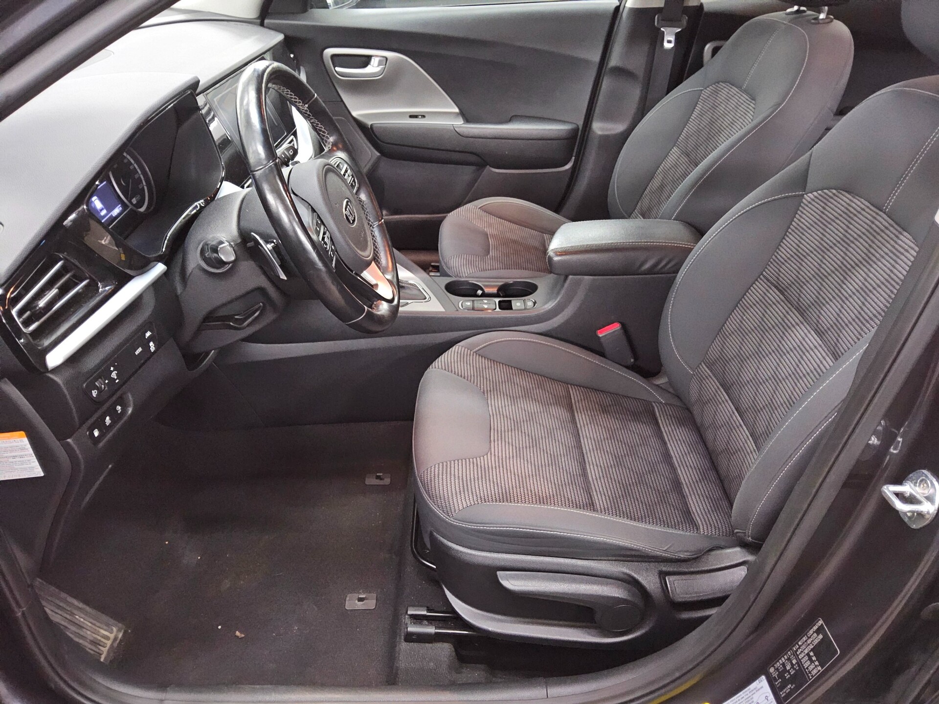 Kia Niro 1.6 Hybrid Edition 7 RfK PDC Shz Tempo 8