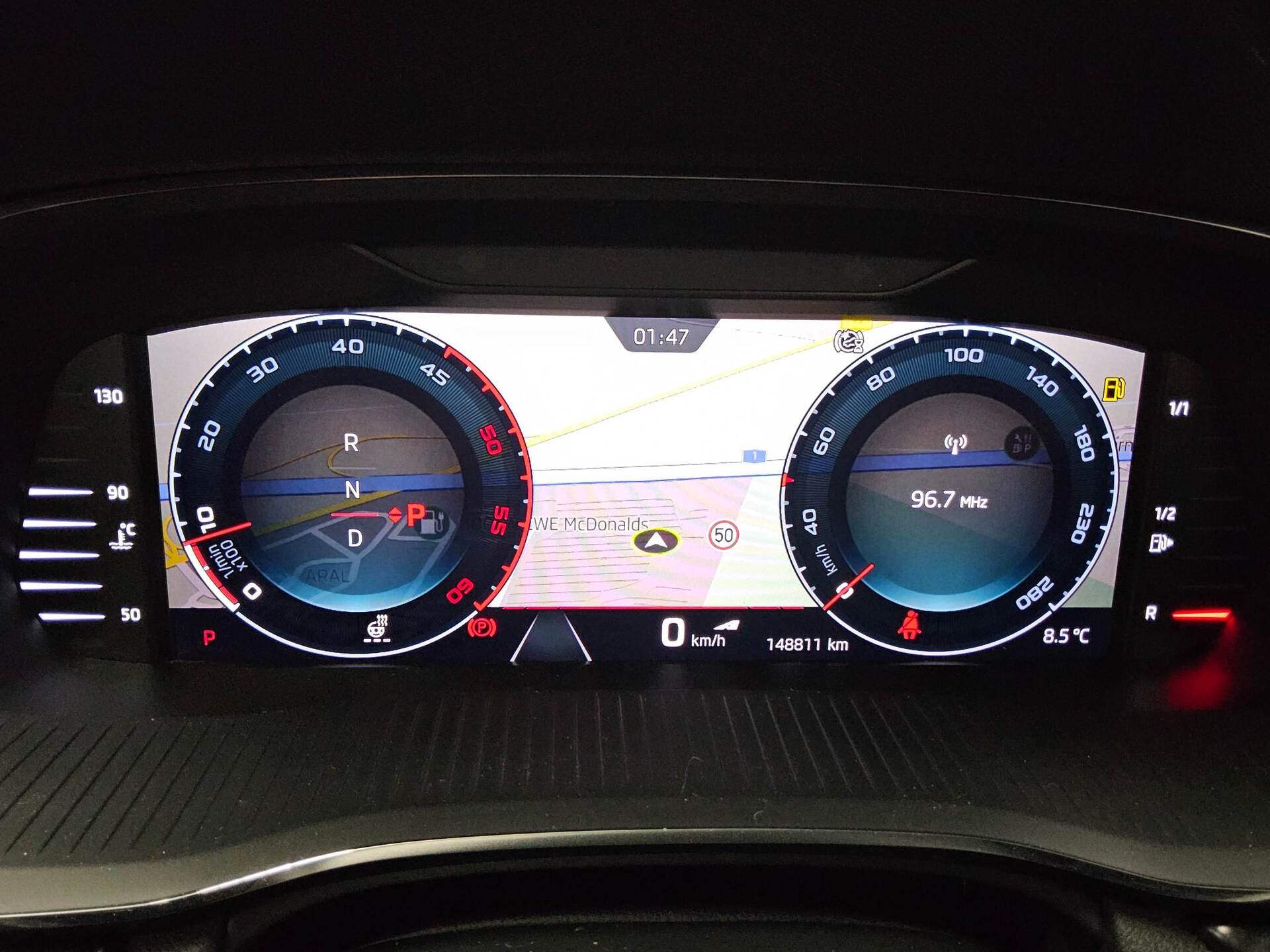 Skoda Octavia Kombi 2.0 TDI RS Navi LED vc Pano AHK 8