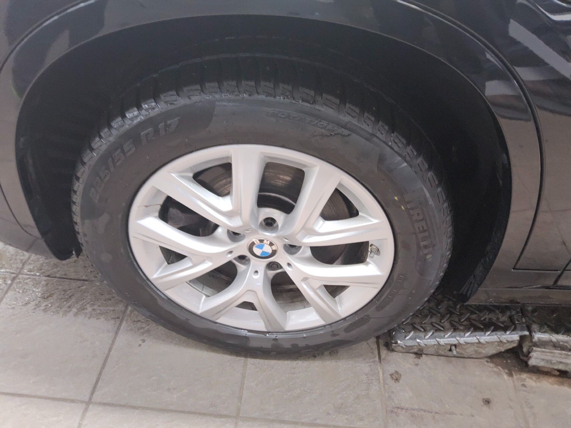 BMW X1 xDrive25e M-Sport Navi LED HuD Pano HiFi 10