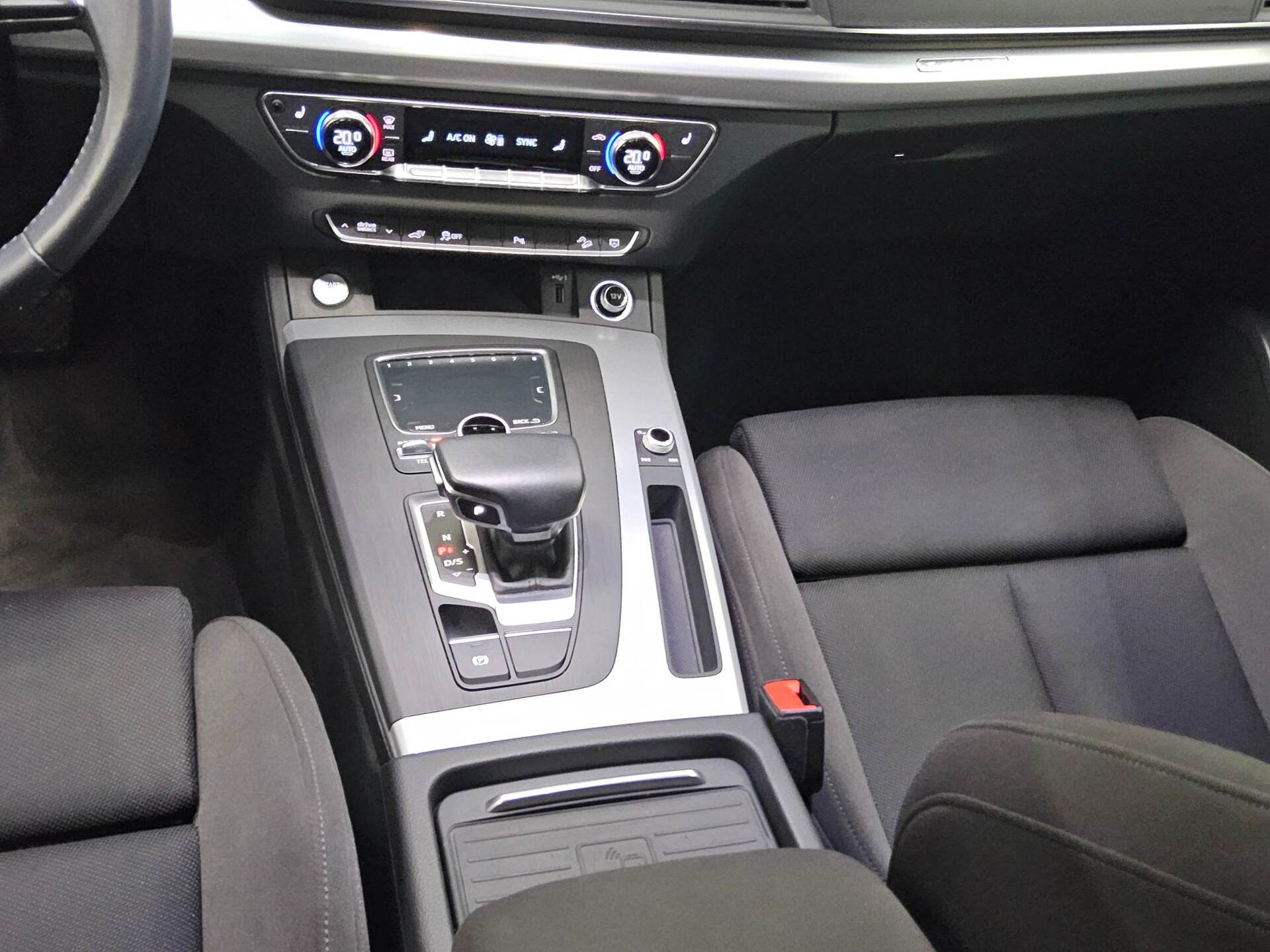 Audi Q5 50 TFSI e Qu. S-Line Ext. Navi LED vc RFK AHK 6