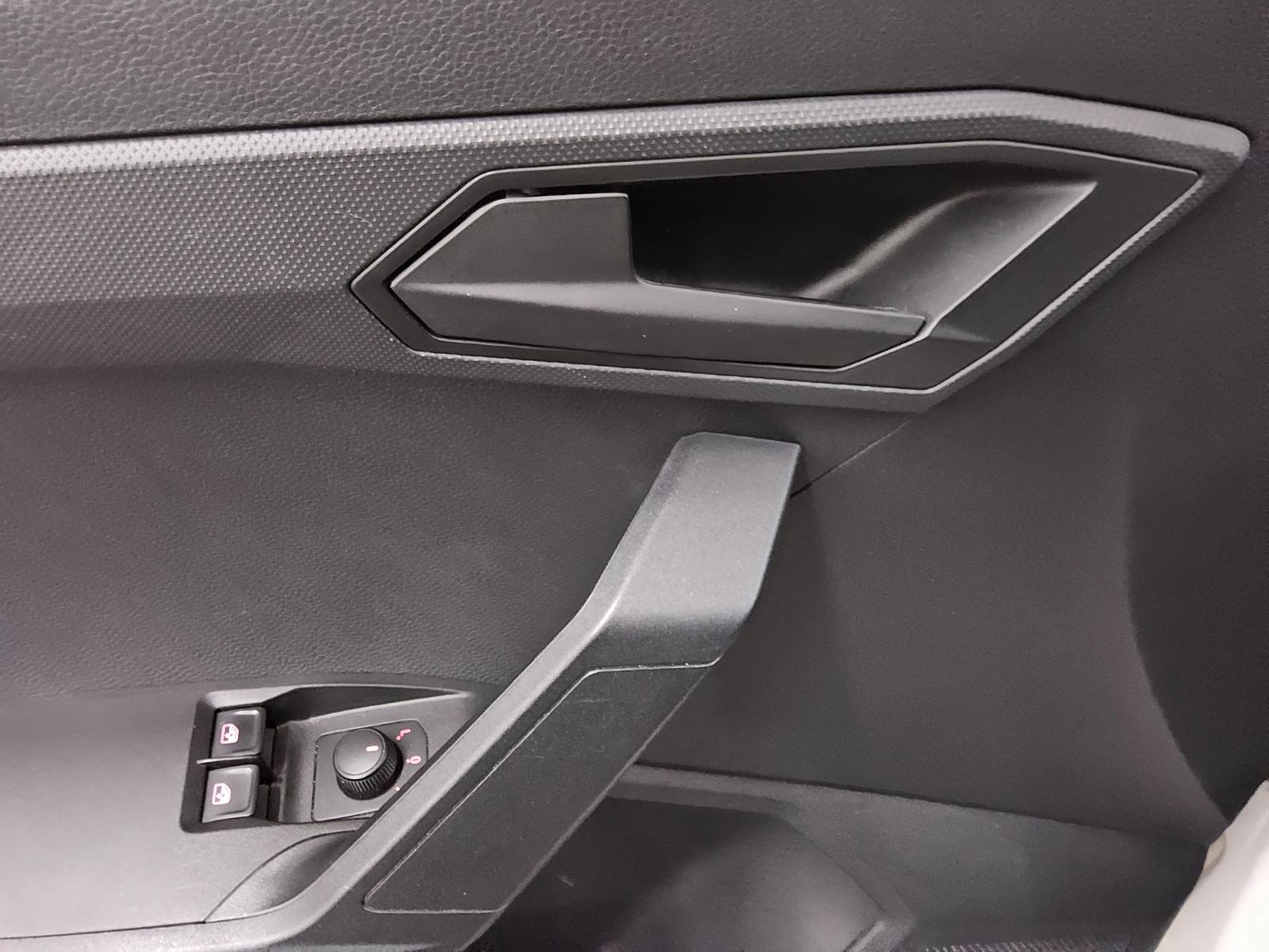 Seat Ibiza 1.0 Reference Klima 9