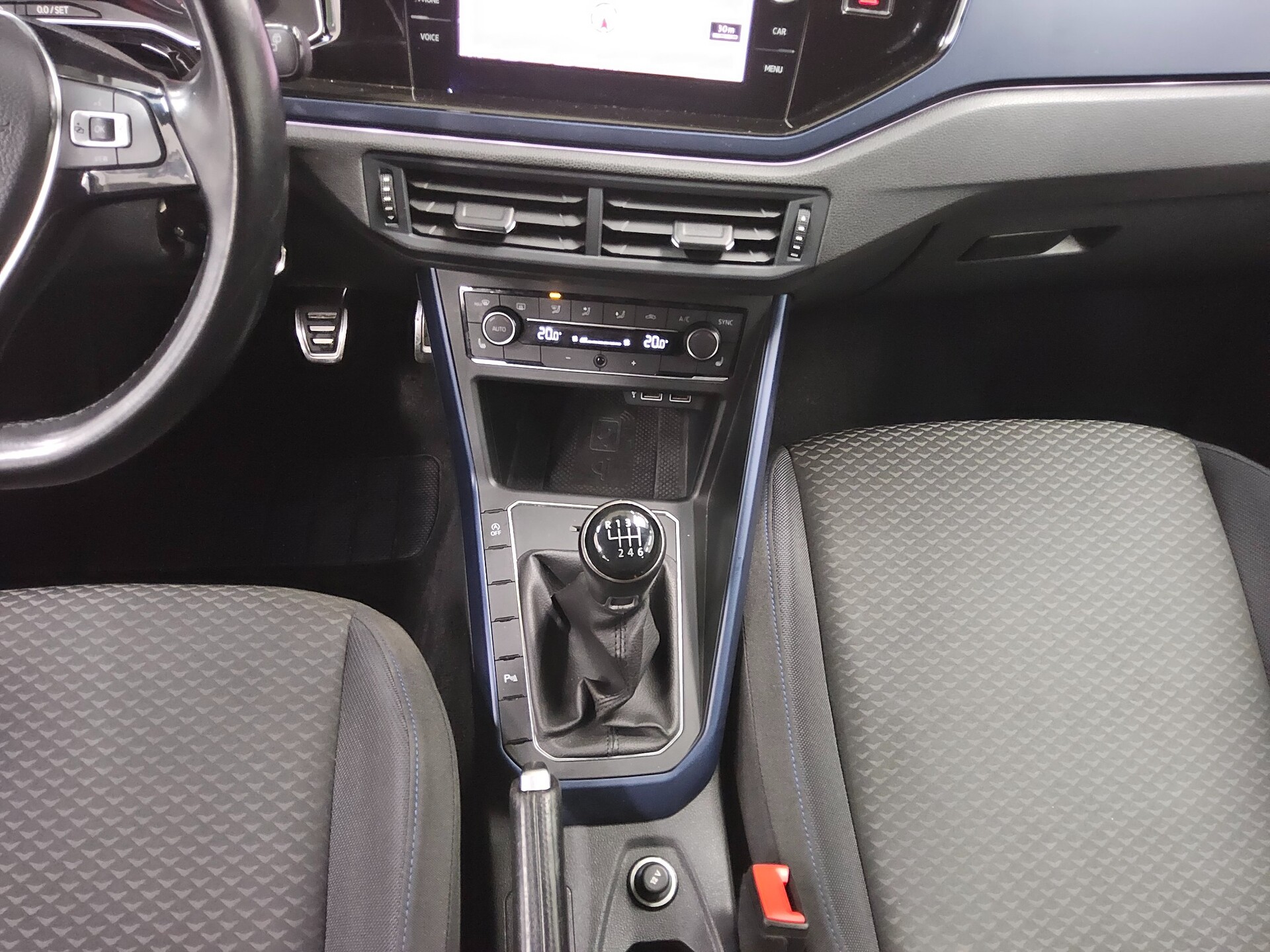 Volkswagen Polo 1.0 United Navi PDC SHZ 6