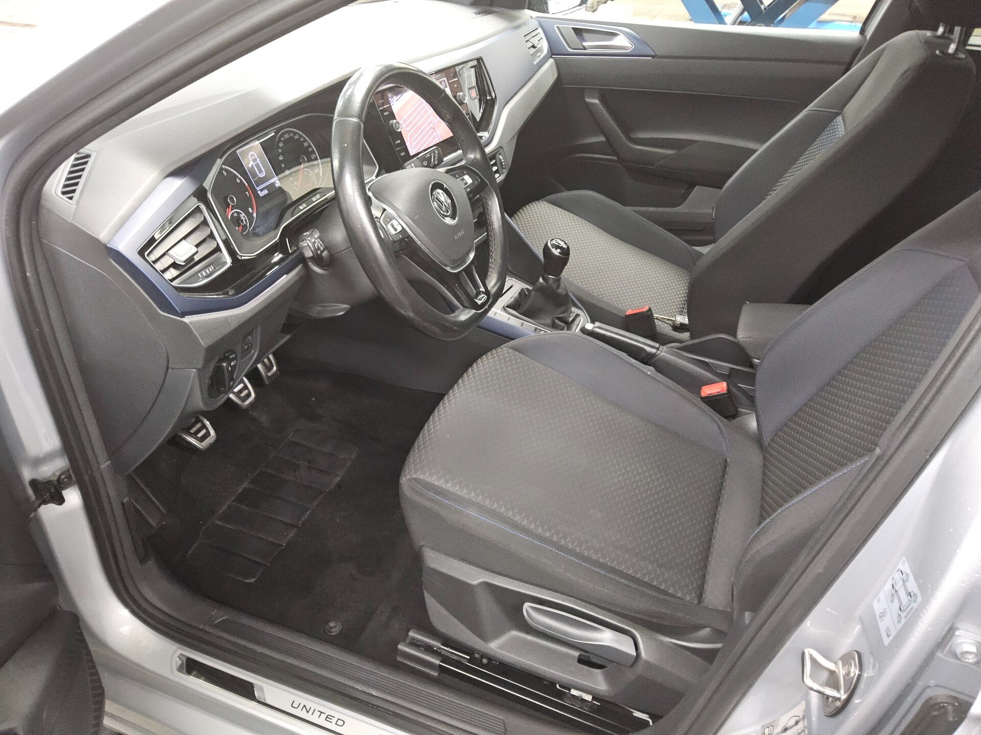 Volkswagen Polo 1.0 United Navi PDC SHZ 8