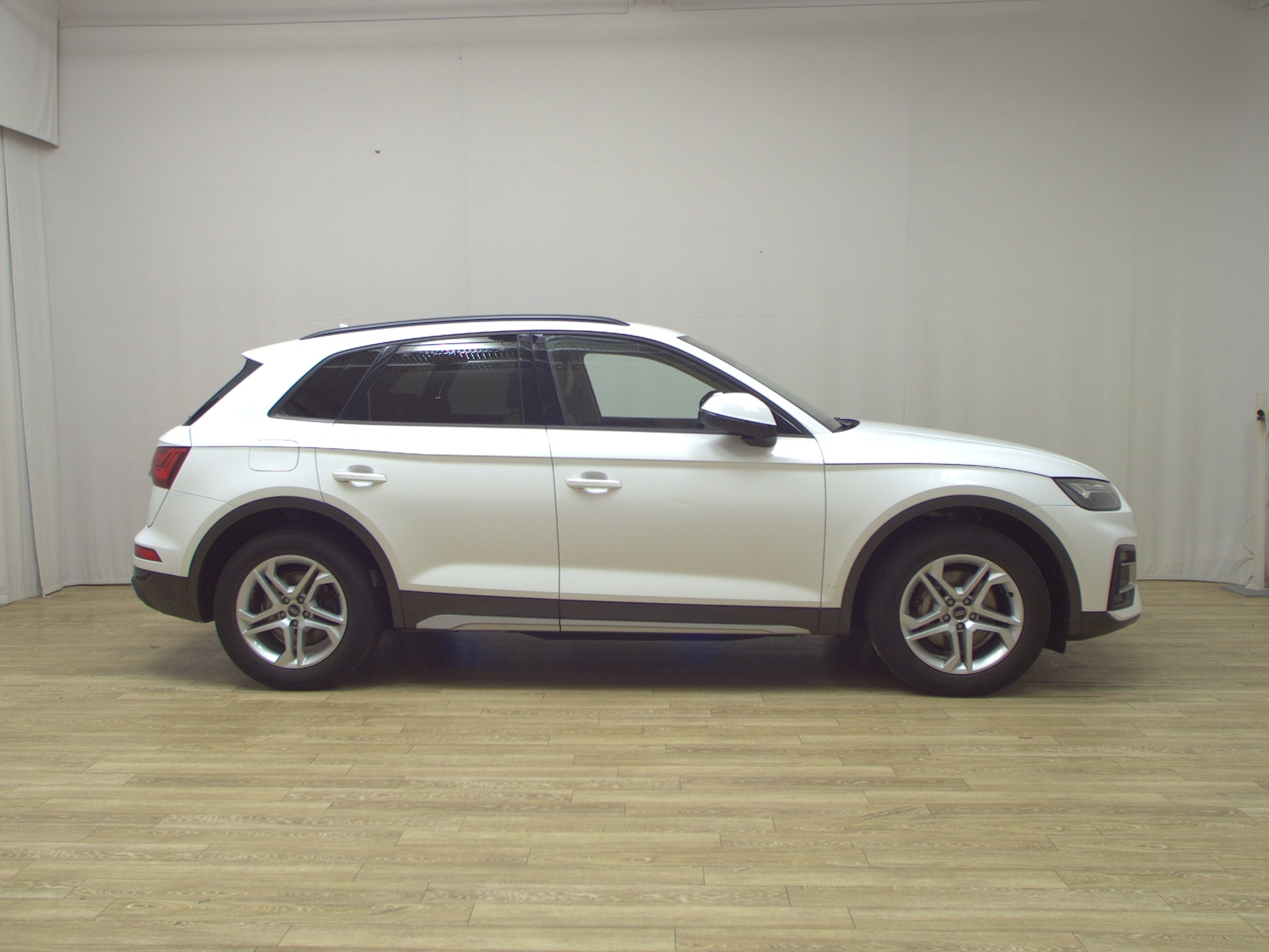 Audi Q5 35 TDI advanced Leder Navi LED vc+ AHK RFK