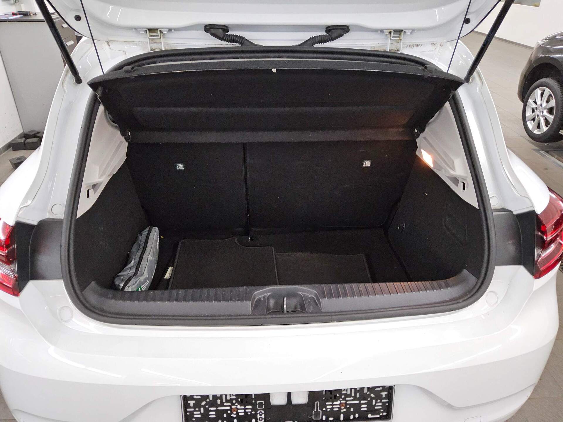 Renault Clio 1.0 Business Ed. Navi LED DAB Shz PDC 11