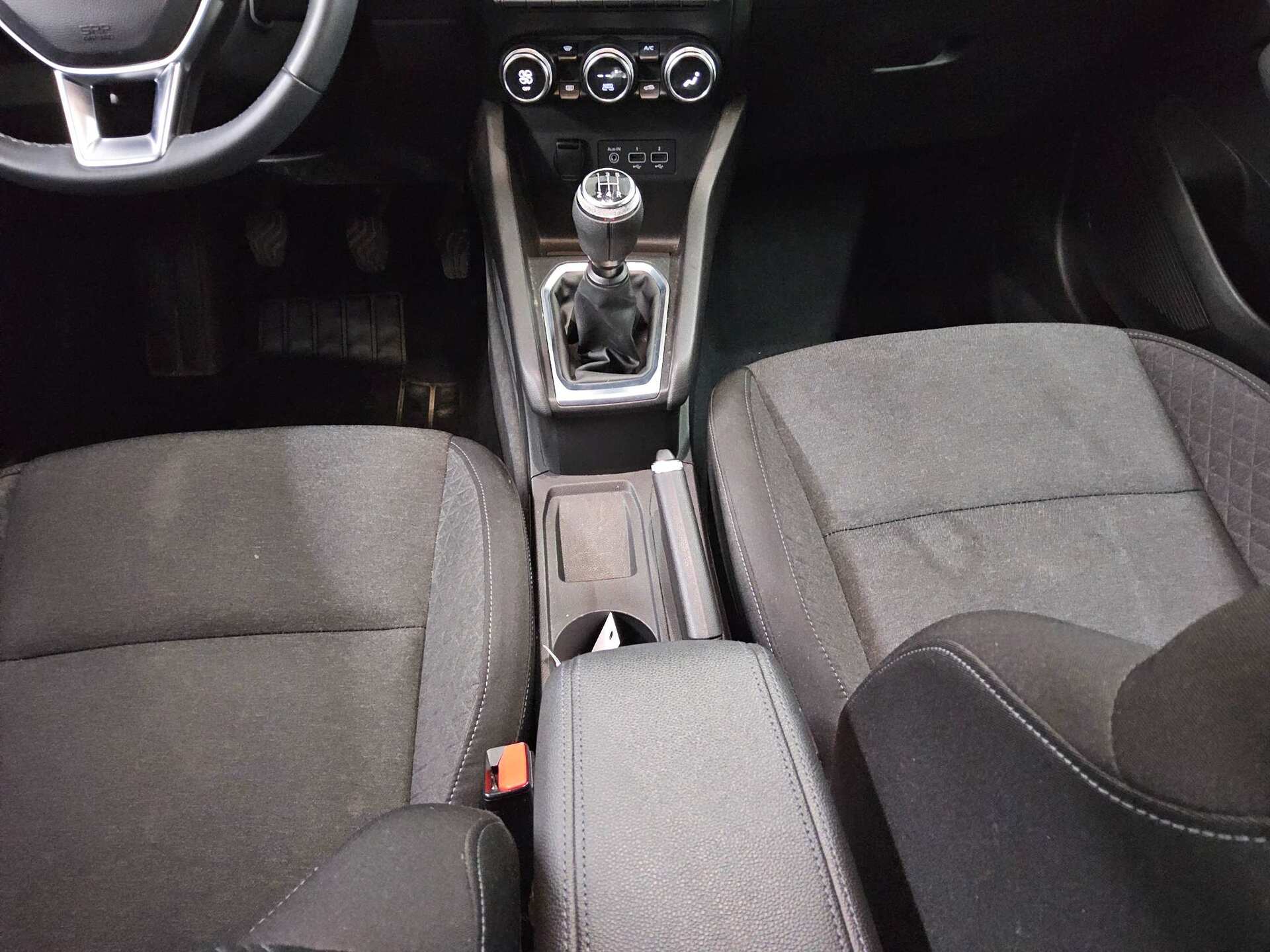 Renault Clio 1.0 Business Ed. Navi LED DAB Shz PDC 6