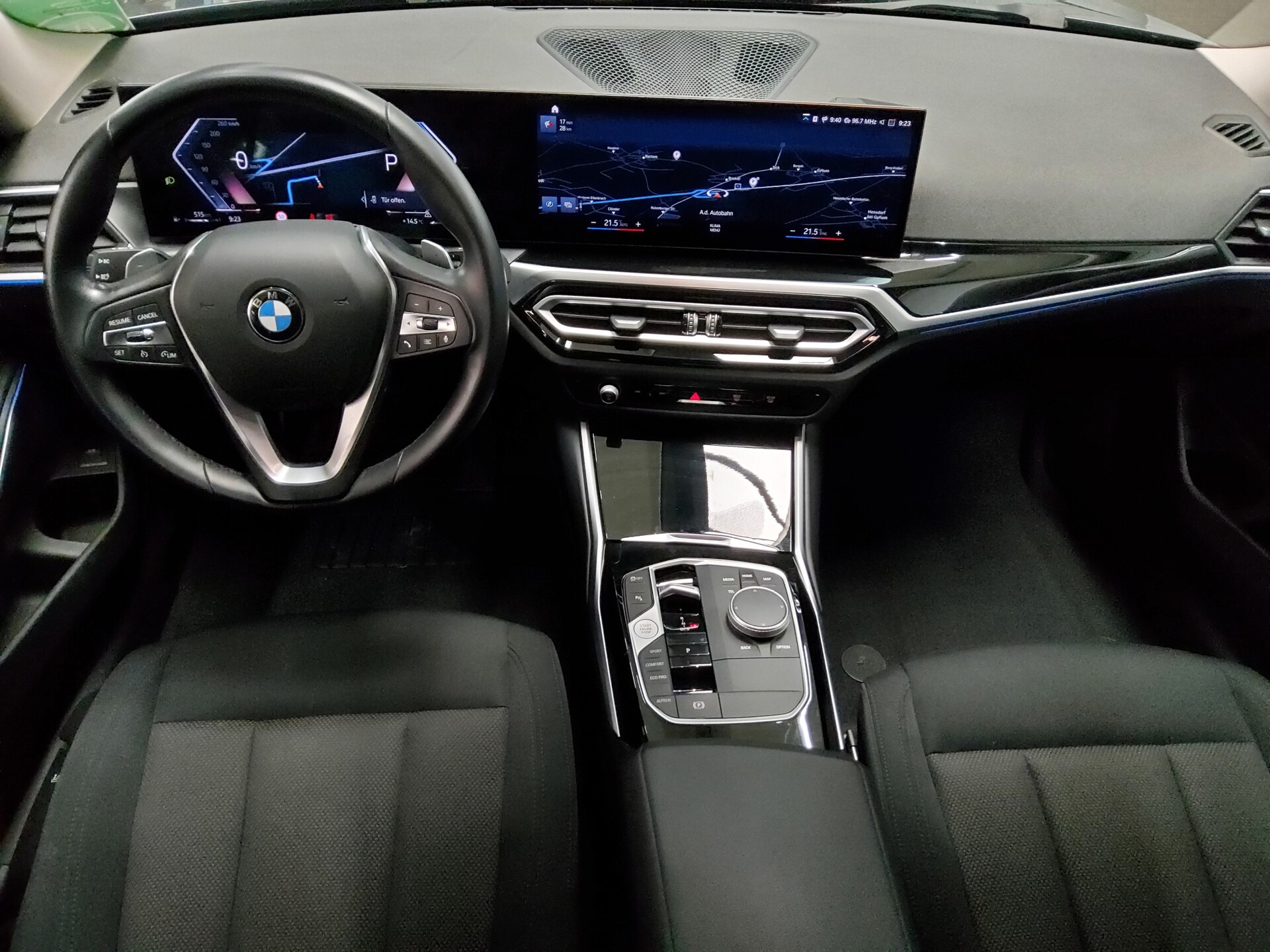 BMW 320dA Touring Navi LED HiFi AHK PDC Shz Tempomat 5