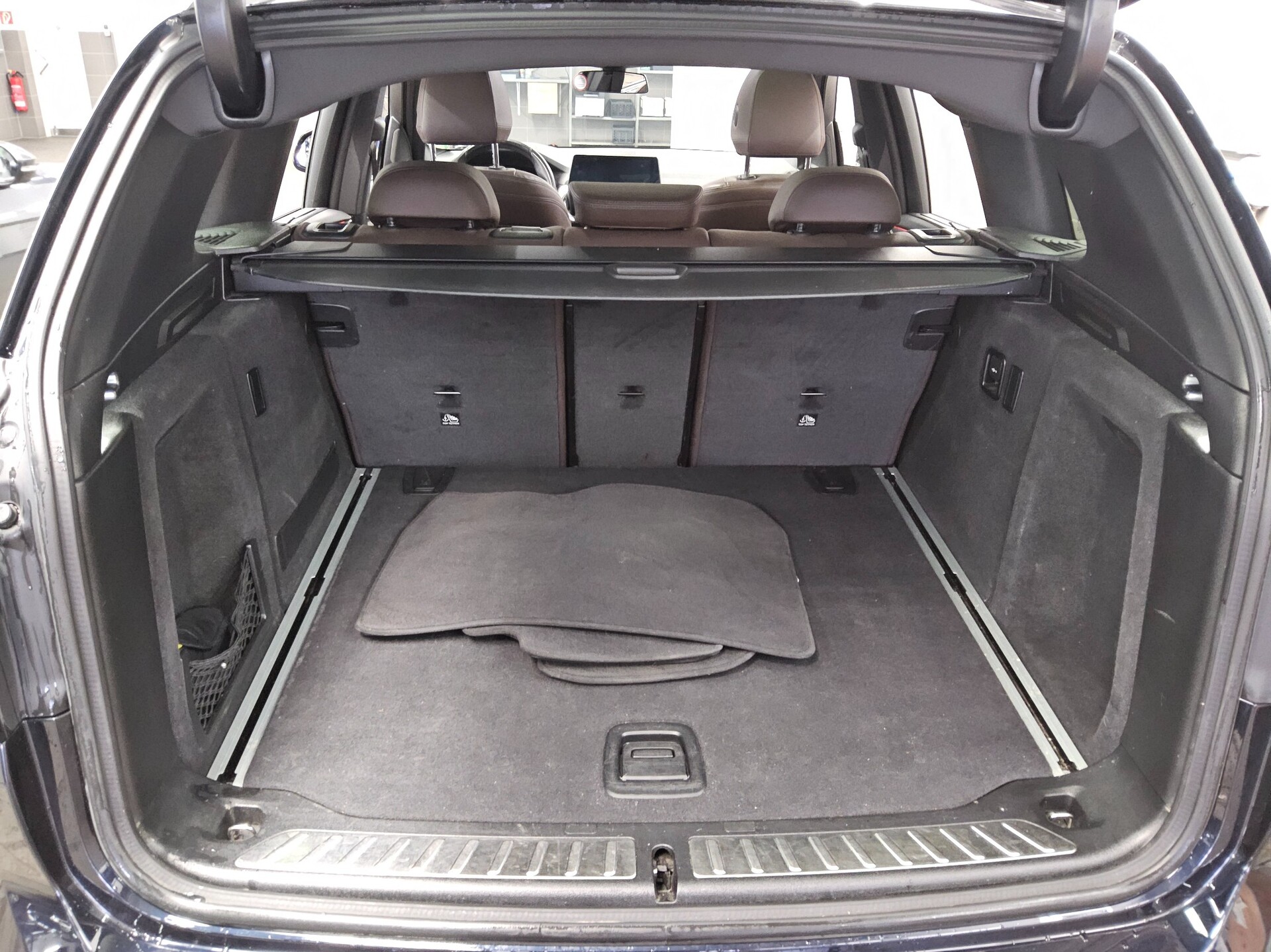 BMW X3 xDrive30d M-Sport Leder Navi LED Pano HuD AHK 12