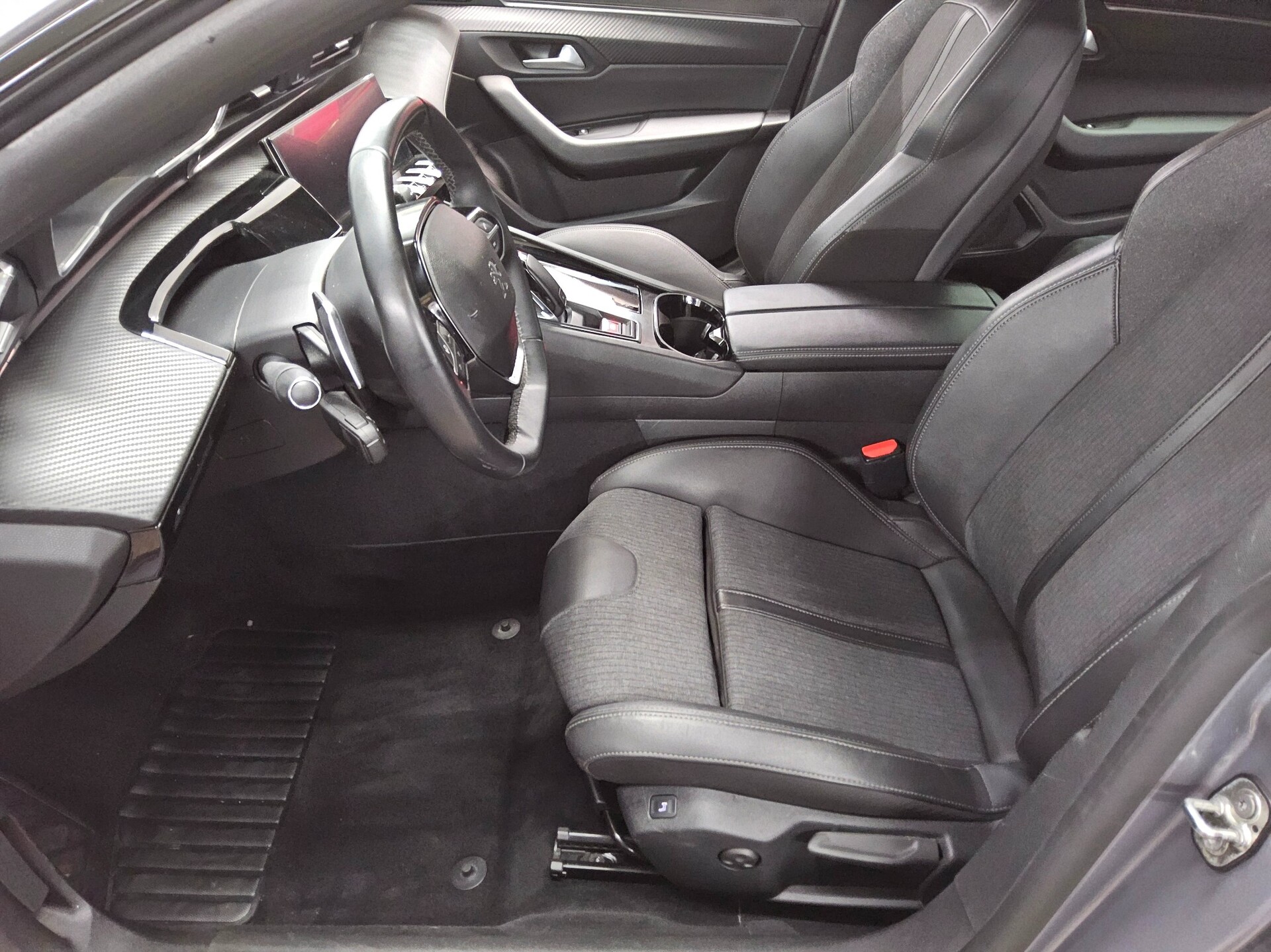 Peugeot 508 SW 1.5 BlueHDI Allure T-Leder Navi LED RFK 9