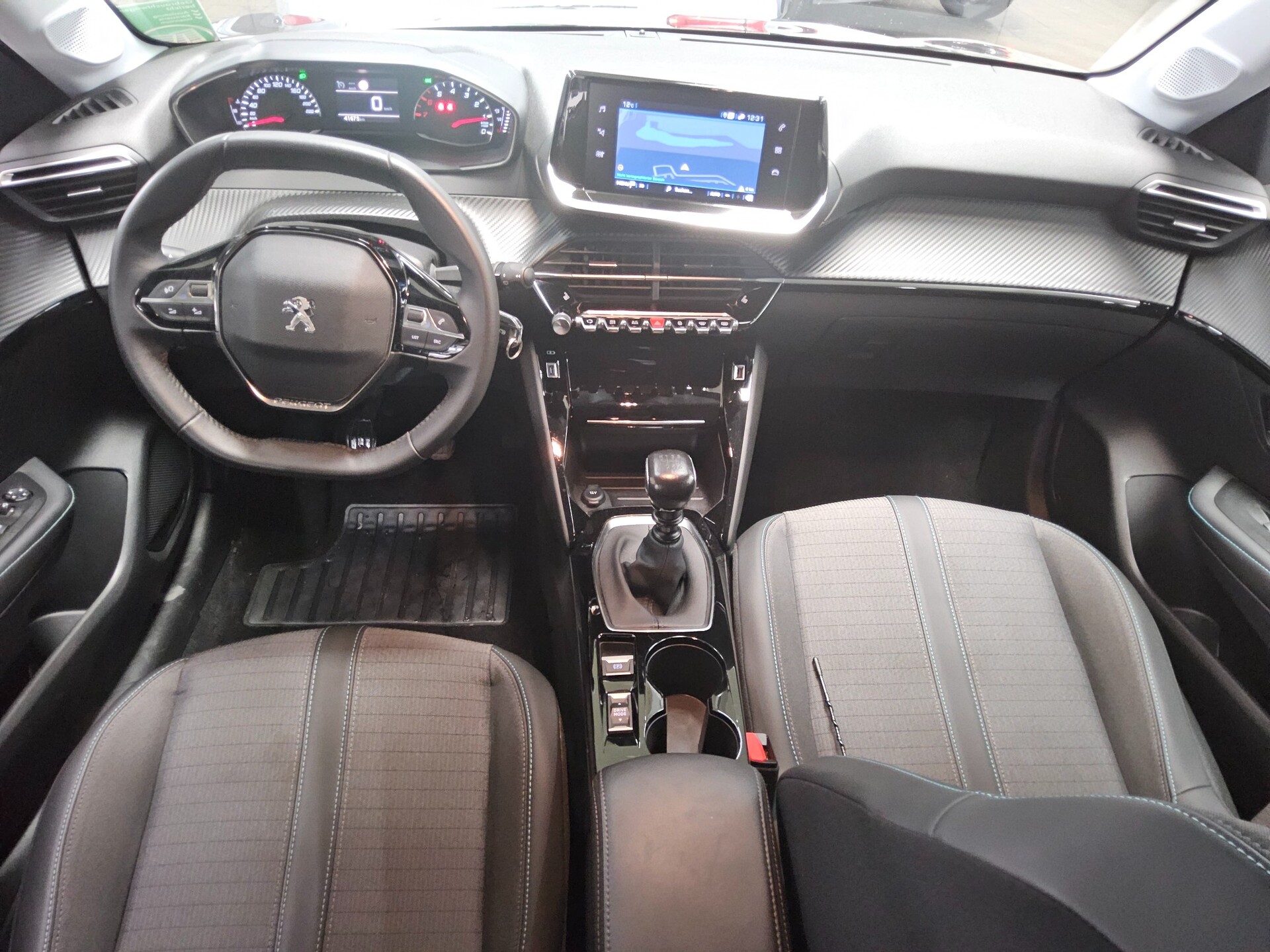 Peugeot 208 1.2 PureTech Allure Navi LED PDC SHZ 5